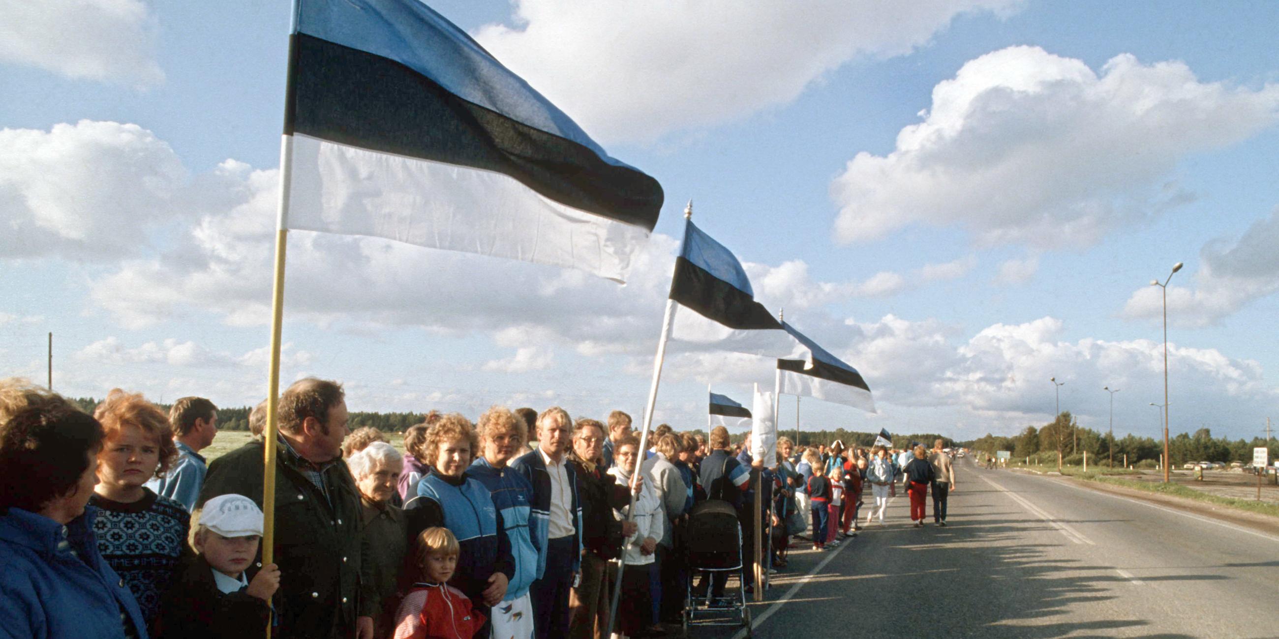 Teil der Menschenkette durch die baltischen Republiken 1989