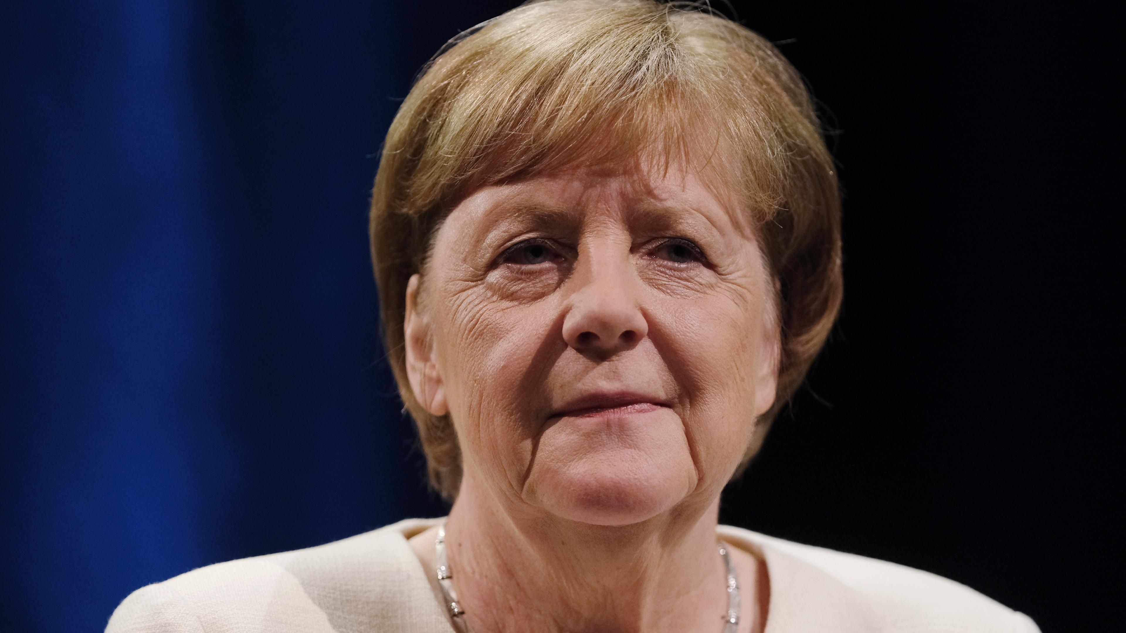 Ex-Kanzlerin Merkel im ZDF über Erdogan, AfD und den Osten - ZDFheute