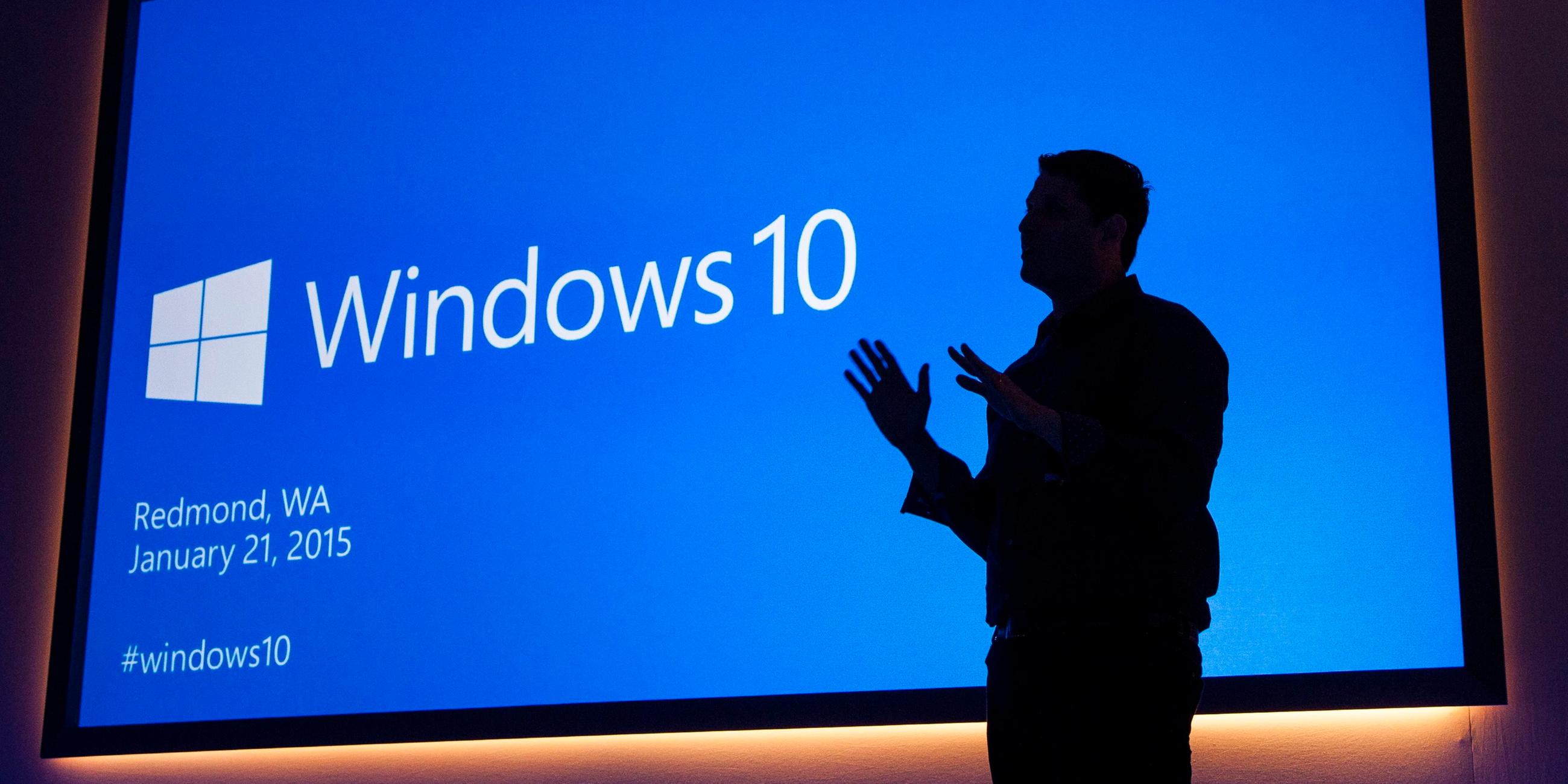 USA, Redmond: Microsoft Executive Vice President Terry Myerson präsentiert im Januar 2015 das damals noch taufrische Windows 10.