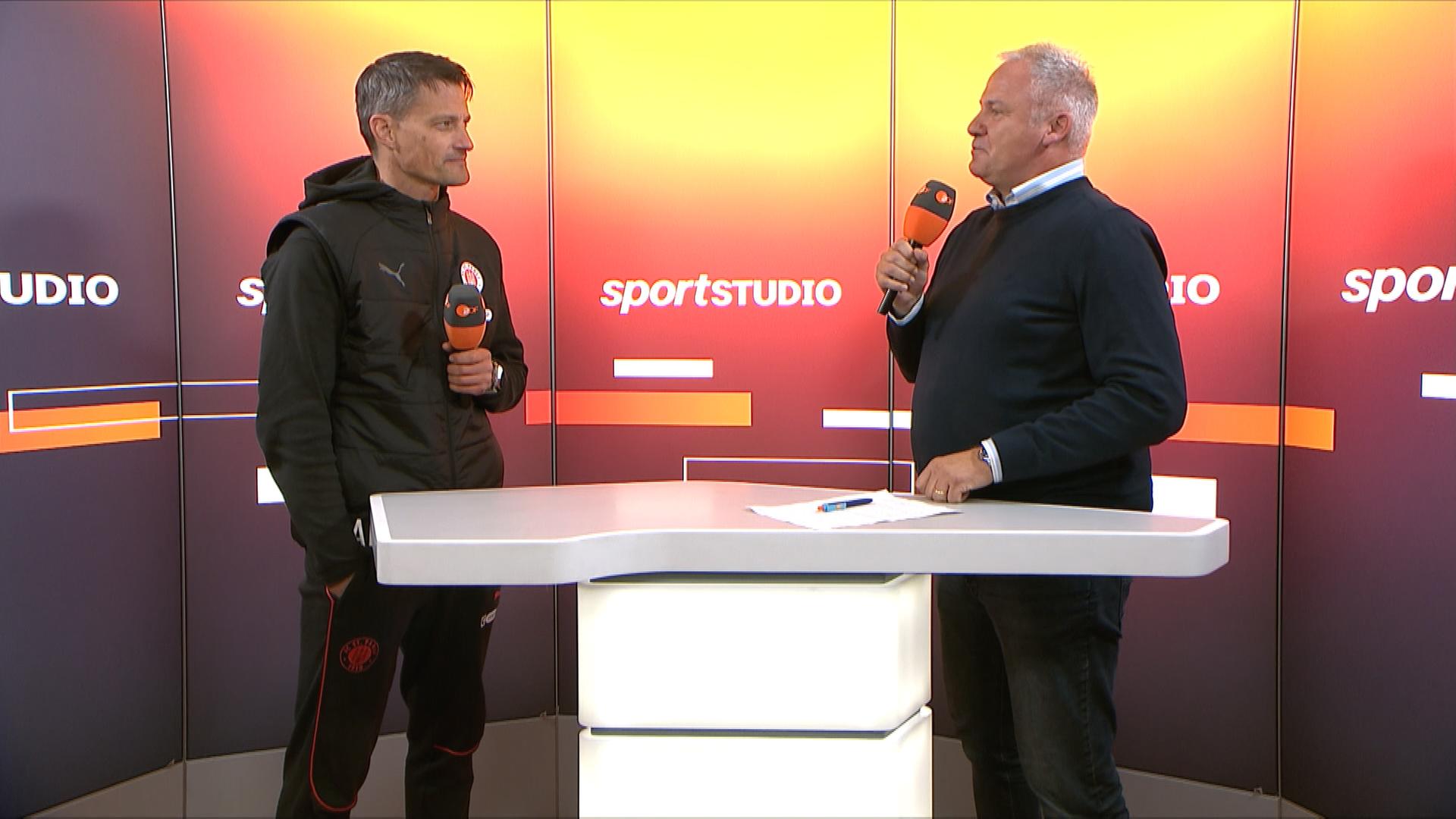 St. Paulis Trainer Alexander Blessin im Gespräch mit dem ZDF am 05.10.24.