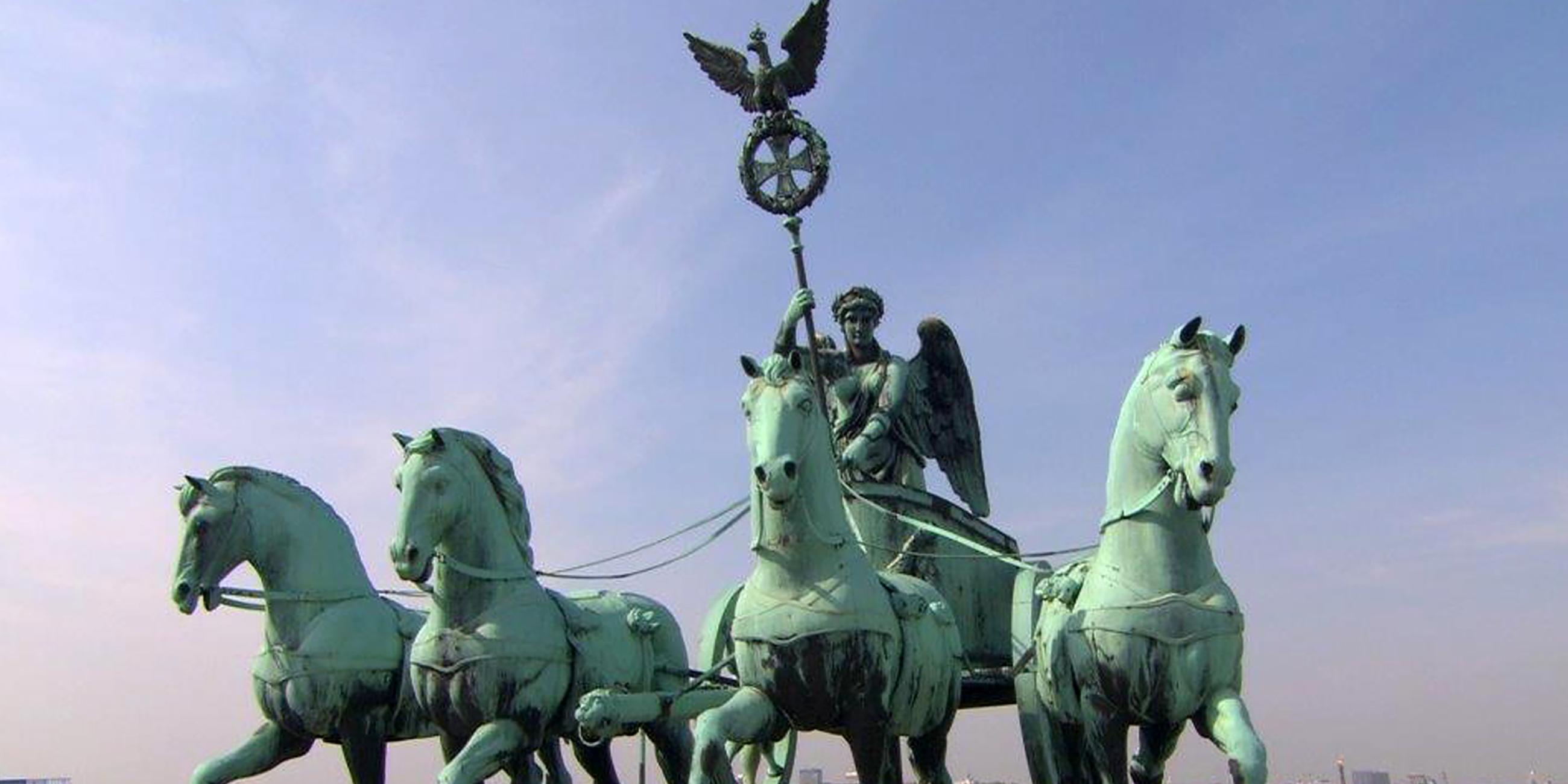 Die Quadriga am Brandenburger Tor in Nahaufnahme