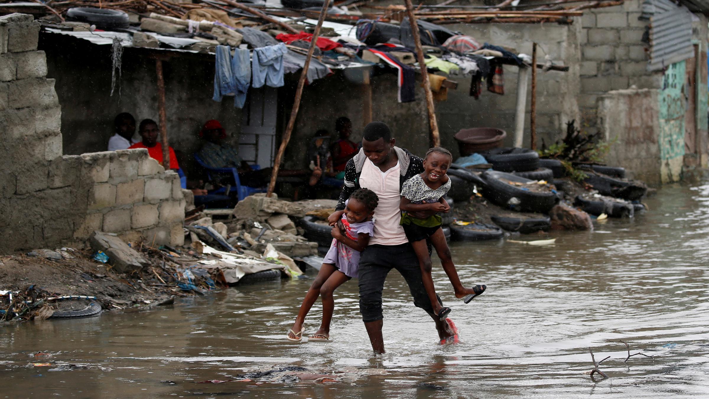 Naturkatastrophen Bericht 19 Sturme Treffen Vor Allem Afrika Und Asien Zdfheute