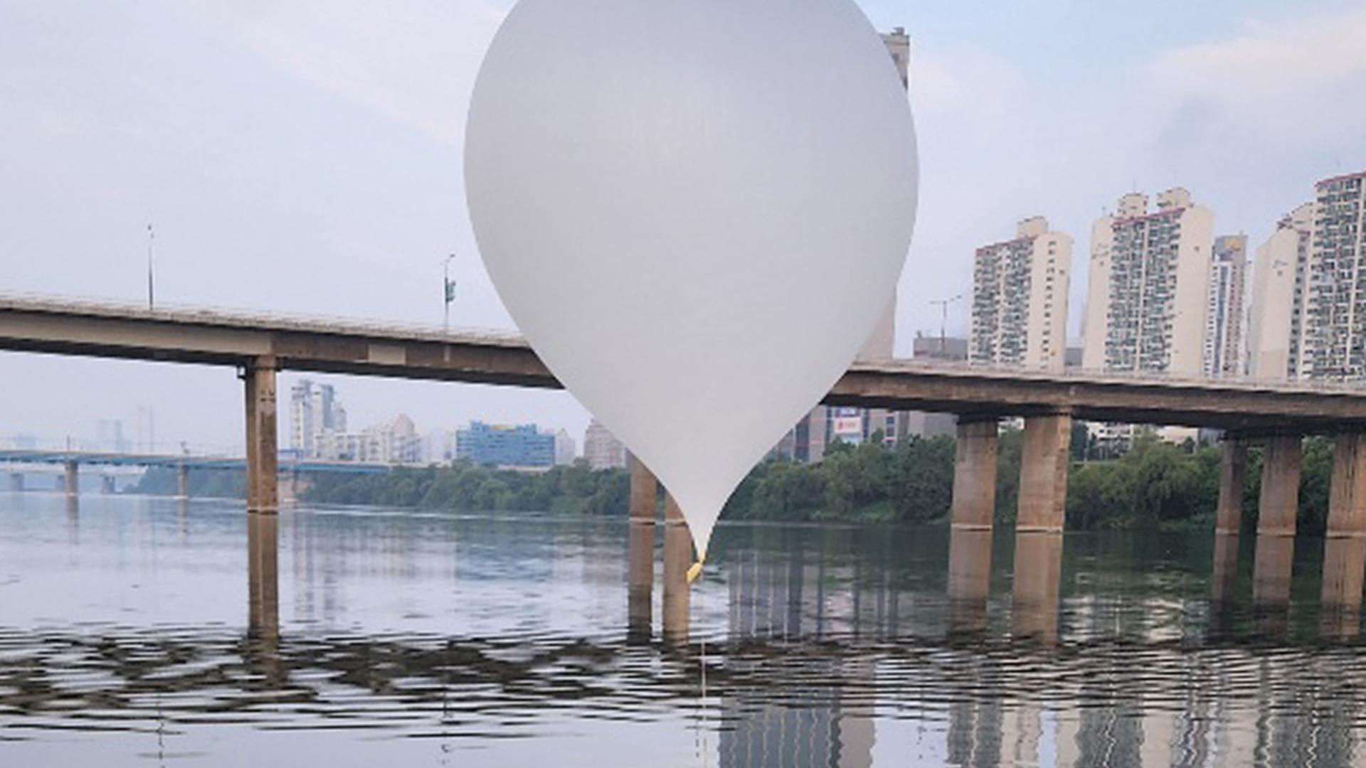 Müllballons aus Nordkorea, gefunden im Han River
