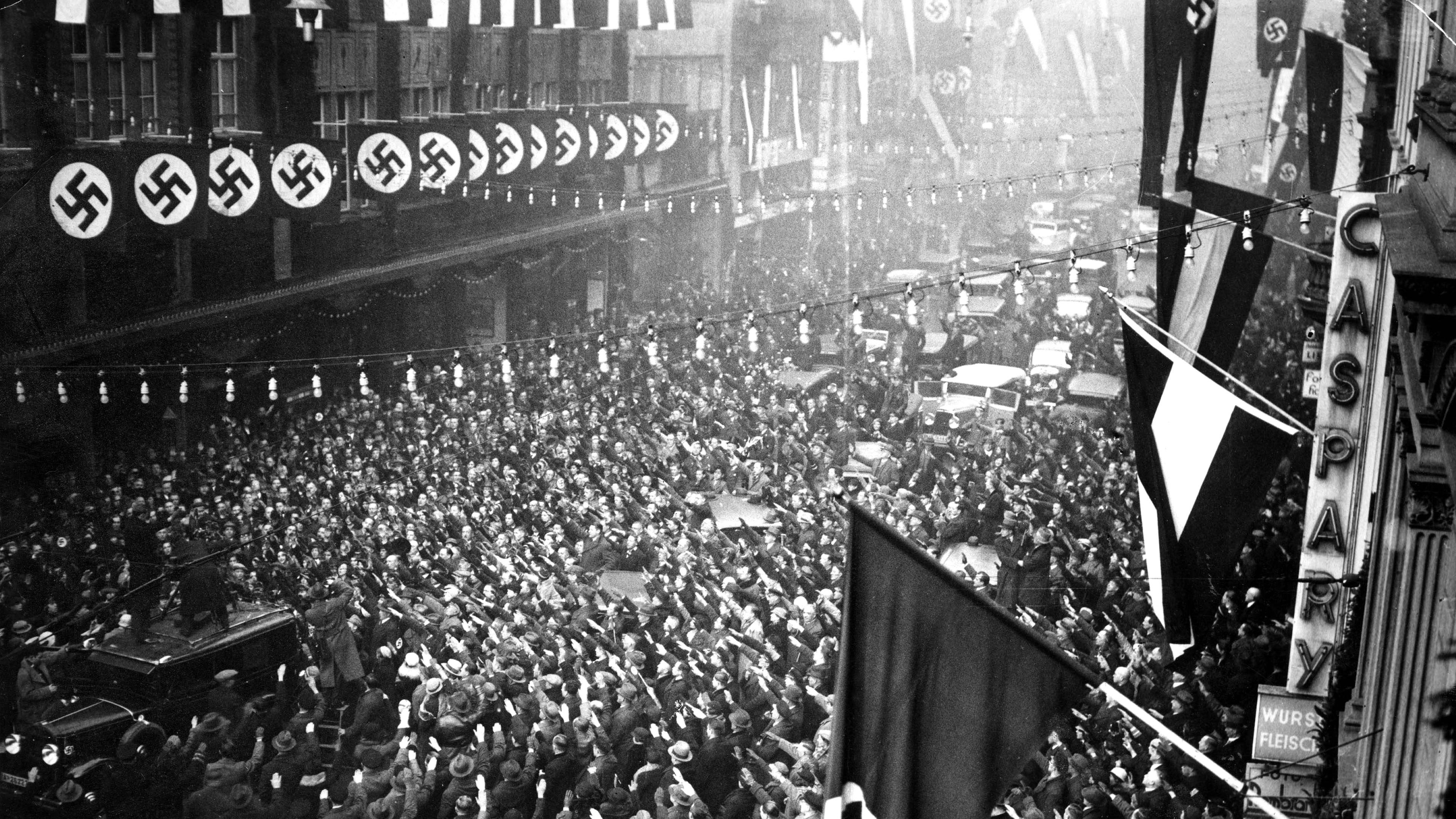 Nazi-Veranstaltung in den Straßen von München am 10.01.1935