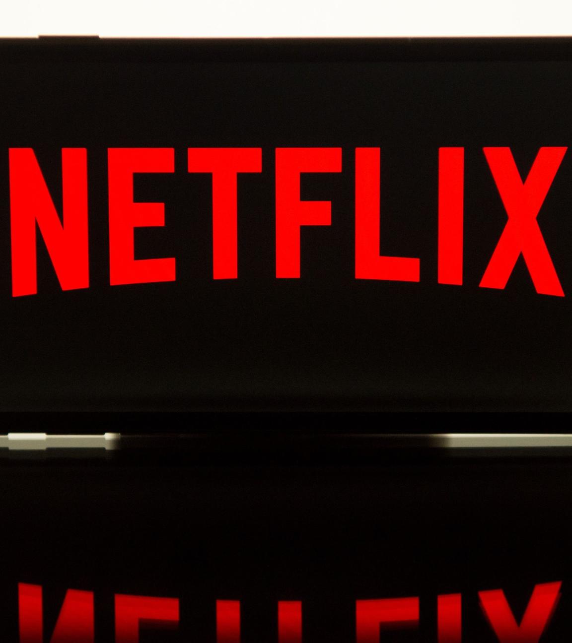 Das Logo des Streamingdienstes Netflix ist auf einem iPhone zu sehen