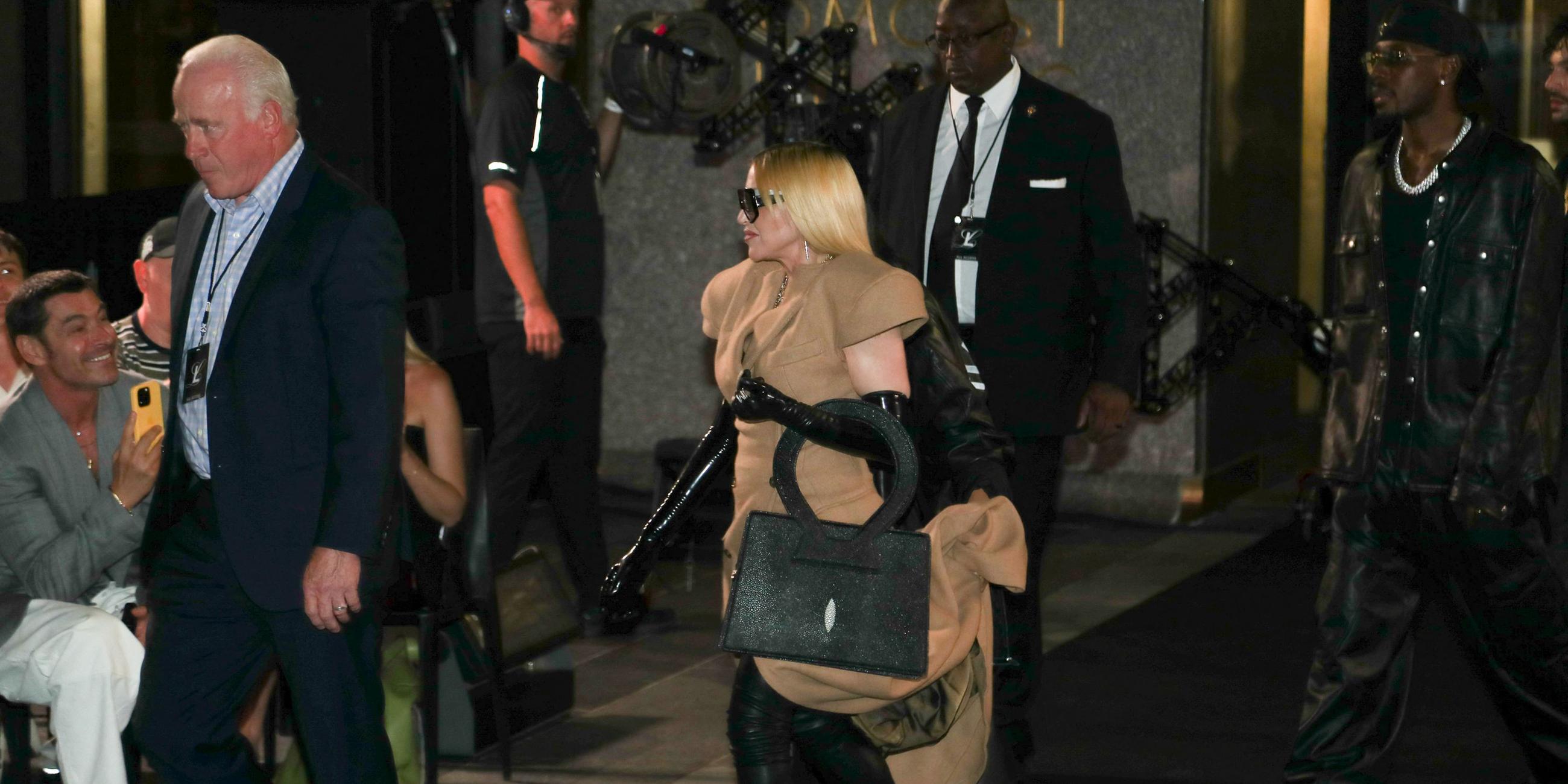 Madonna bei der Luar - Fashion Show