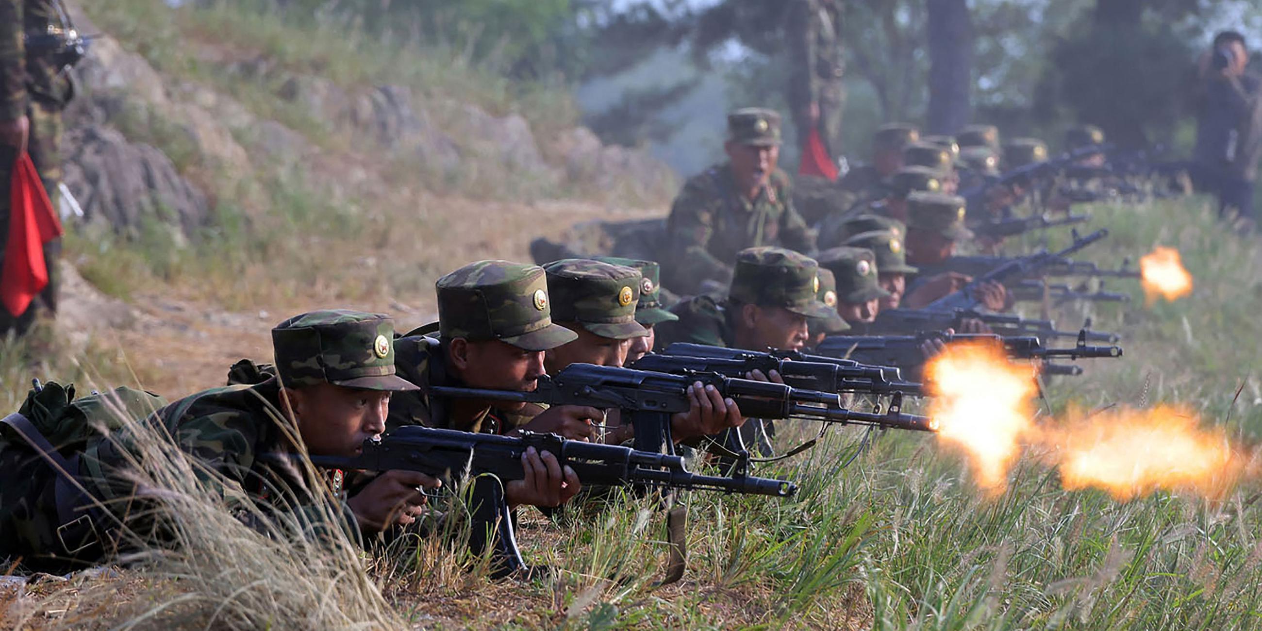 Nordkoreanische Soldaten bei Truppenübung in Nordkorea