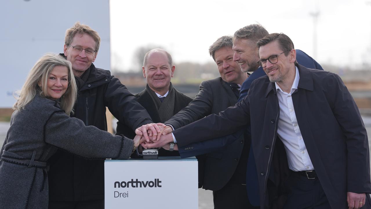 Baubeginn Der Northvolt-Batteriefabrik - ZDFheute