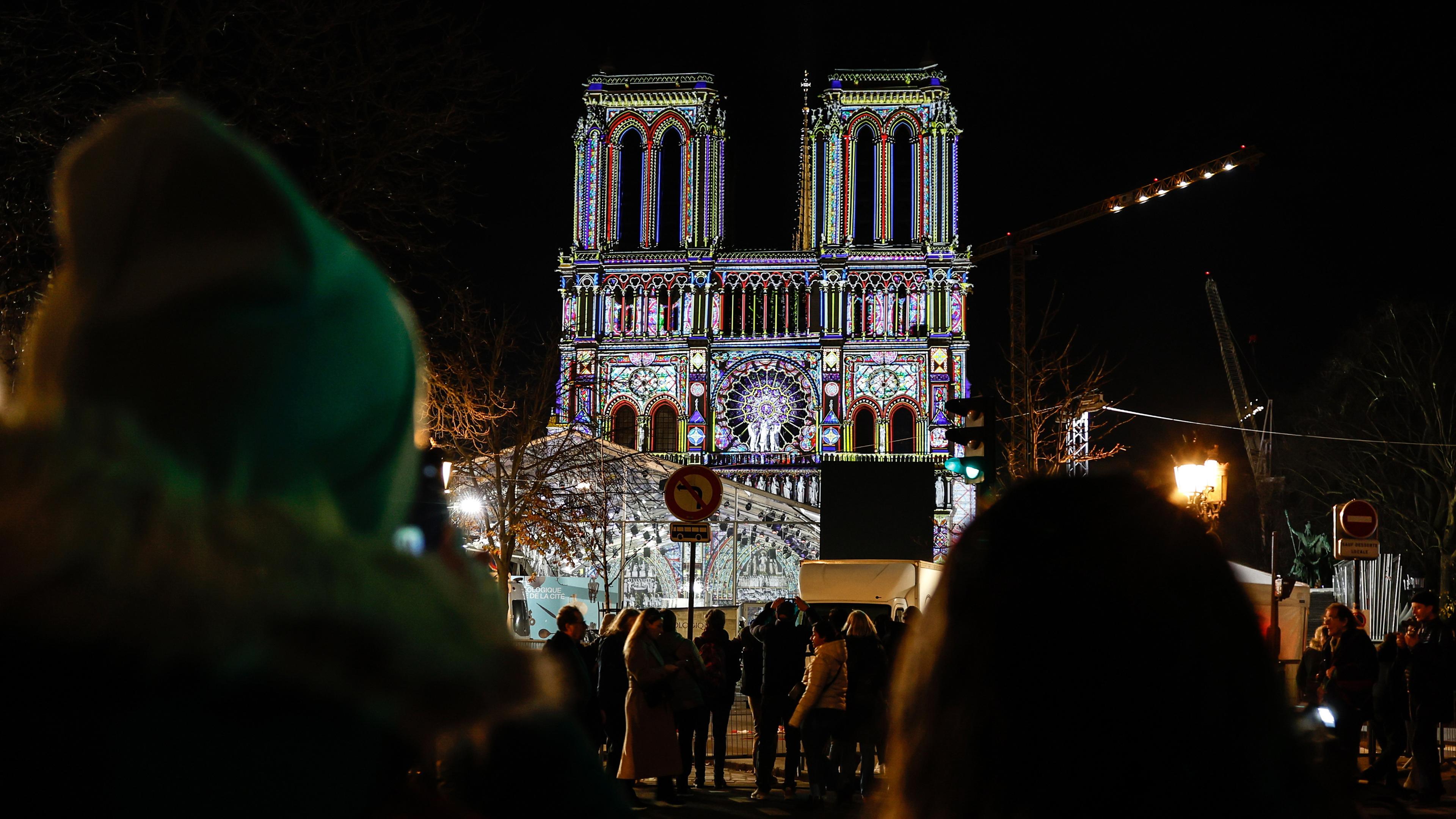 Notre-Dame Wiedereröffnung