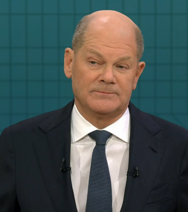 Olaf Scholz (SPD) im Studio beim TV-Duell