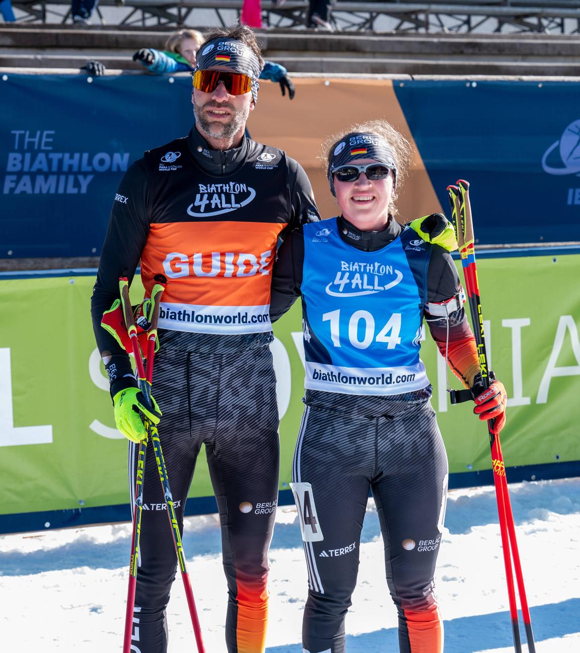 Para-Biathletin Leonie Walter mit Guide Michael Huhn