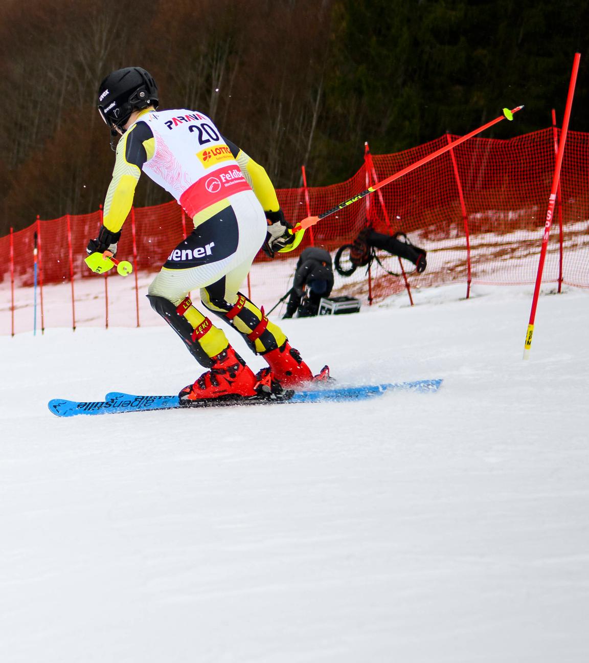 Alexander Rauen aus Deutschland in Aktion beim Para-Ski-Weltcup im Schwarzwald