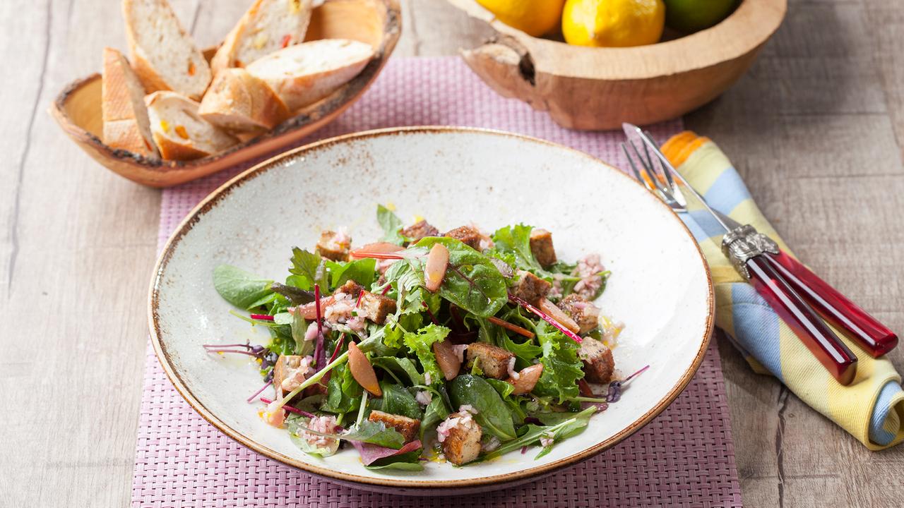 Pflücksalat mit mediterranem Tofu - ZDFmediathek