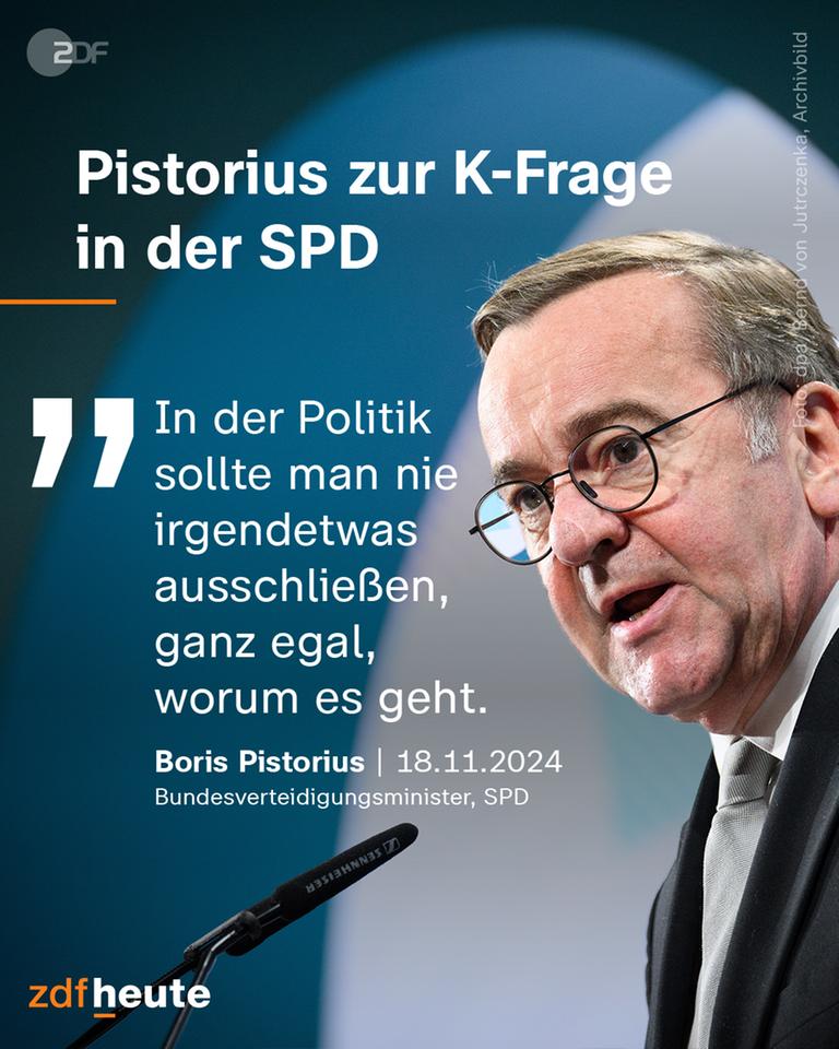 Boris Pistorius an einem Mikro ist zu sehen. Daneben die Überschrift und das Zitat: "Pistorius zur K-Frage in der SPD: In der Politik sollte man nie irgendwas ausschließen, ganz egal, worum es geht."