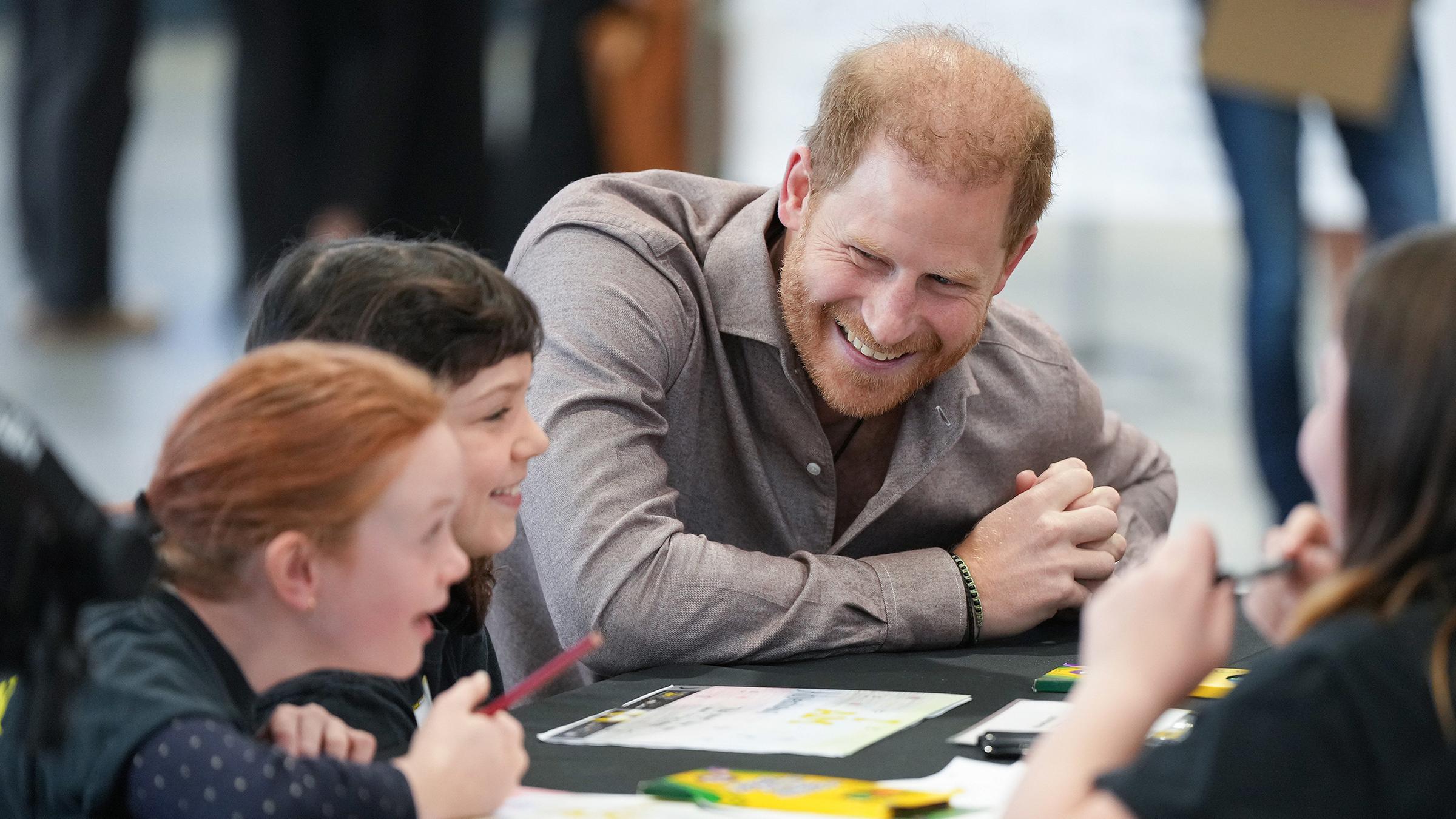 Prinz Harry hat Schülern in Vancouver die Invictus Games erklärt