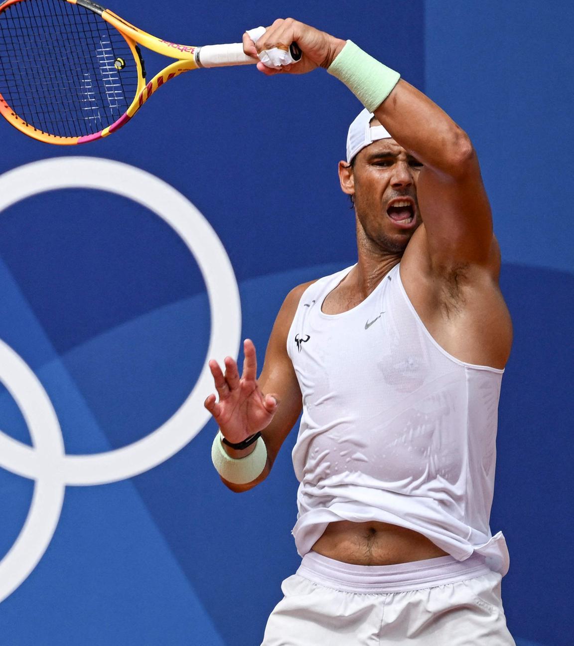 Der spanische Tennisspieler Rafael Nadal nimmt am 23. Juli 2024 im Vorfeld der Olympischen Spiele 2024 in Paris an einer Trainingseinheit im Roland-Garros-Stadion teil.
