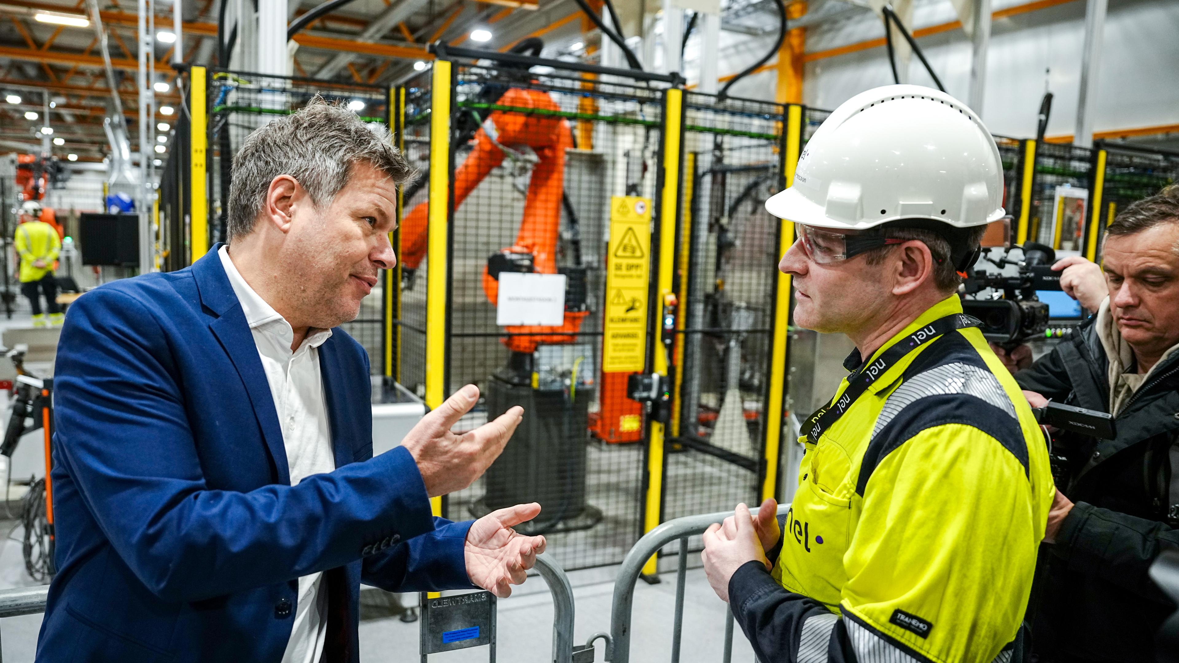 Habecks Globales Netz Für Grünen Wasserstoff - ZDFheute