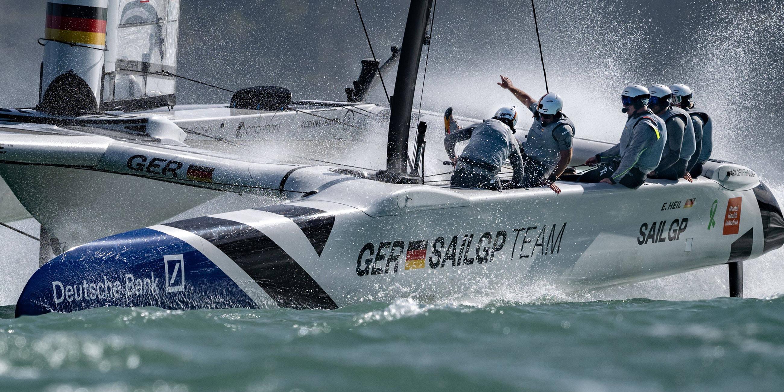 Archiv: Das deutsche SailGP-Team unter der Leitung von Erik Heil in Aktion während einer Trainingseinheit vor dem ITM New Zealand Sail Grand Prix in Christchurch, Neuseeland. Am 21.3.2024