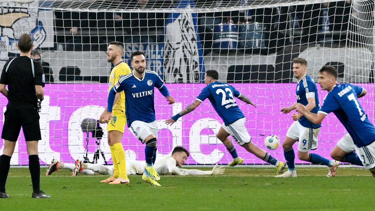 2. Bundesliga: Schalke Schlägt Braunschweig Im Kellerduell - ZDFmediathek