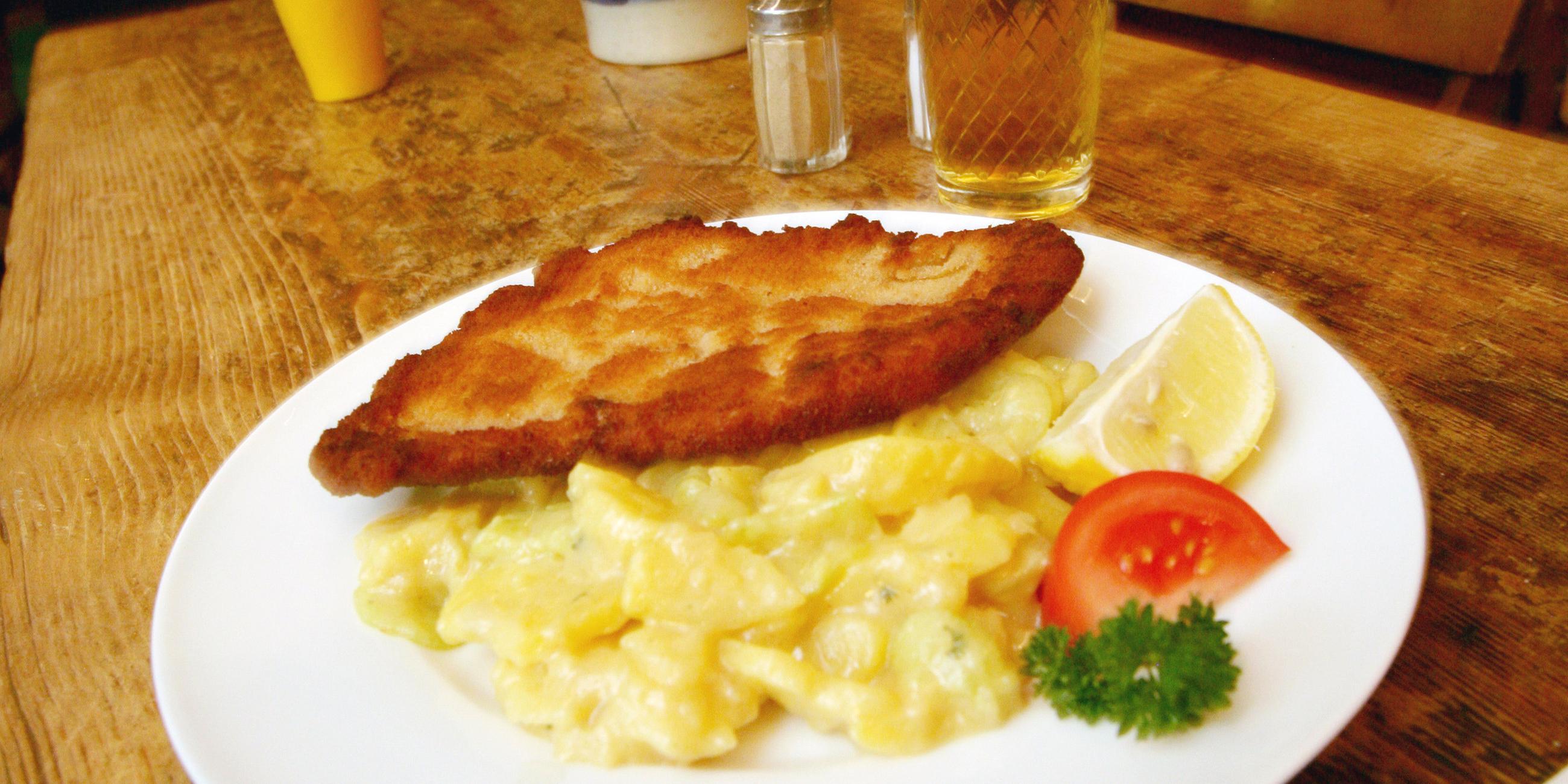 Schnitzel mit Kartoffelsalat