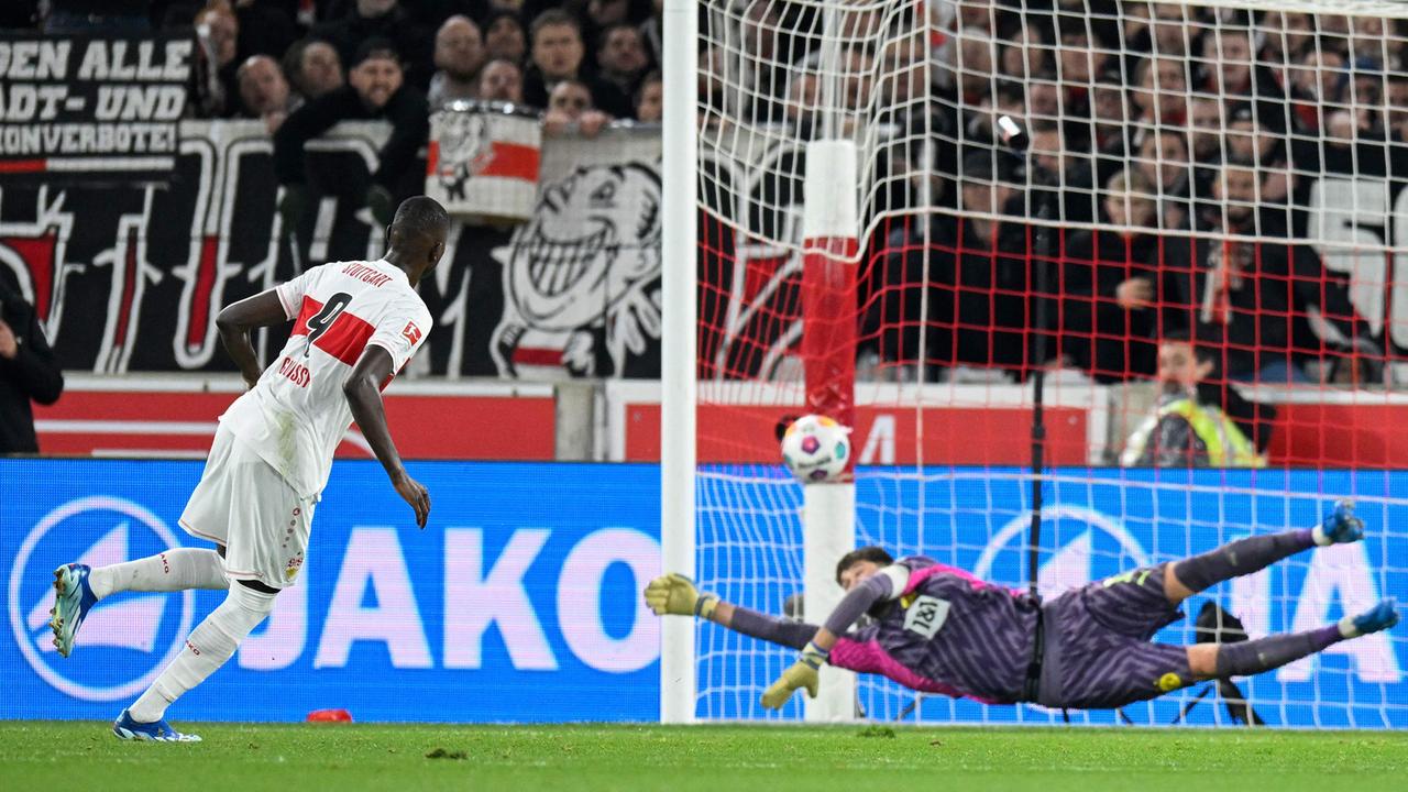 Bundesliga: Guirassy Schießt Stuttgart Zum Sieg über BVB - ZDFheute