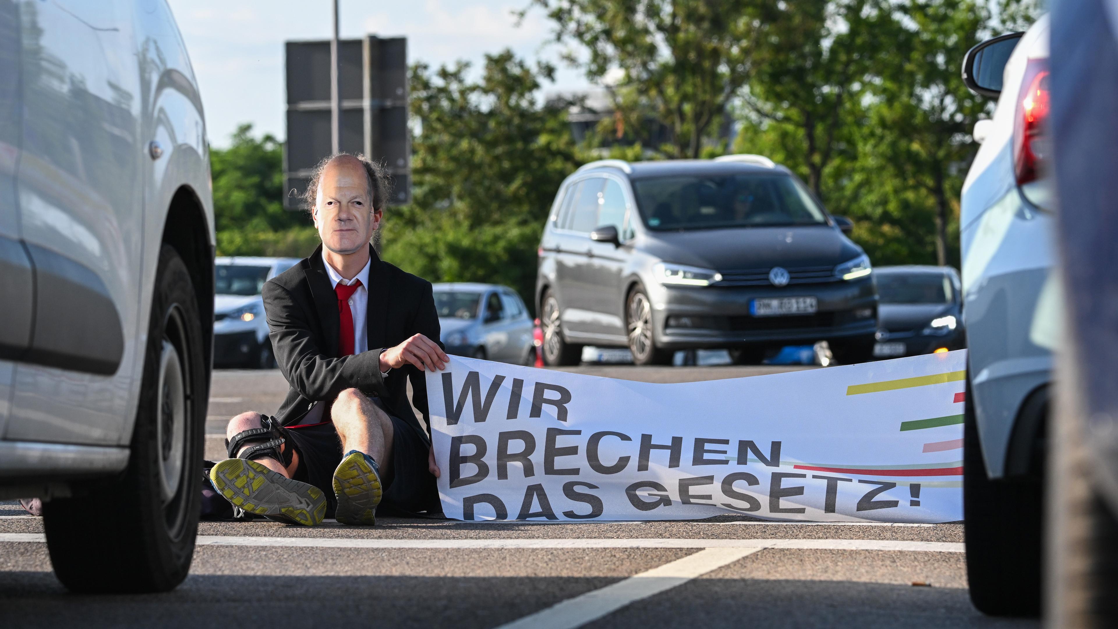 142 Fälle: Verfahren Nach Attacken Auf "Letzte Generation" - ZDFheute