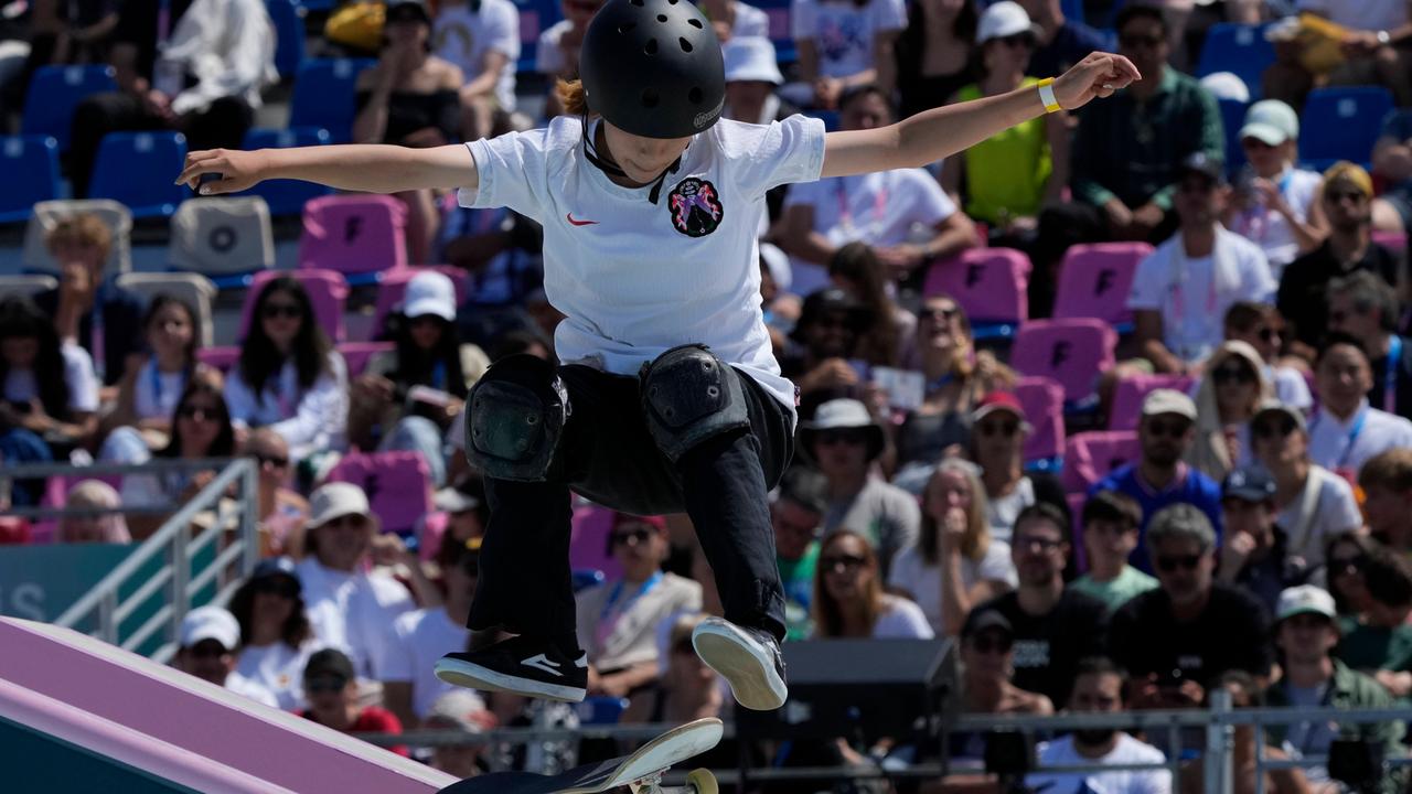 Skateboard 14 Jährige Holt Goldmedaille Olympia Paris 2024