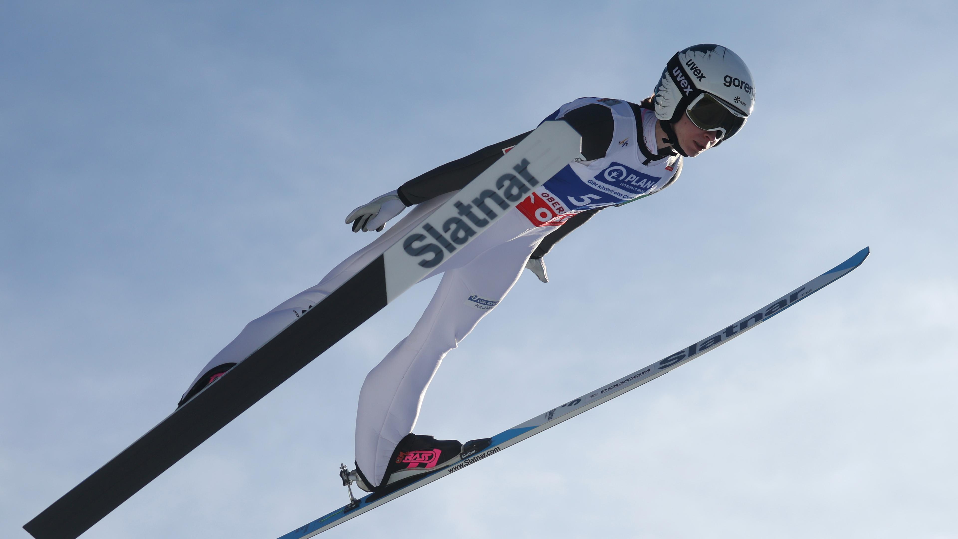 Bayern, Oberstdorf: Ski nordisch/Skispringen: Weltcup, Two-Nights-Tour, Großschanze, Damen, Training, Nika Prevc aus Slowenien in Aktion.