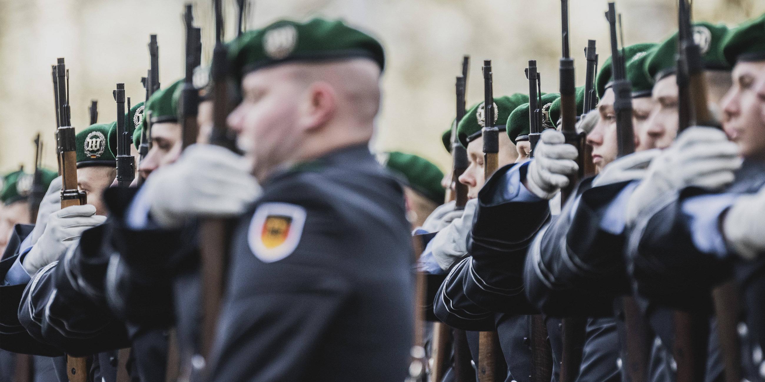 Das Bild zeigt Soldaten des Wachbataillons der Bundeswehr. (Archivbild)