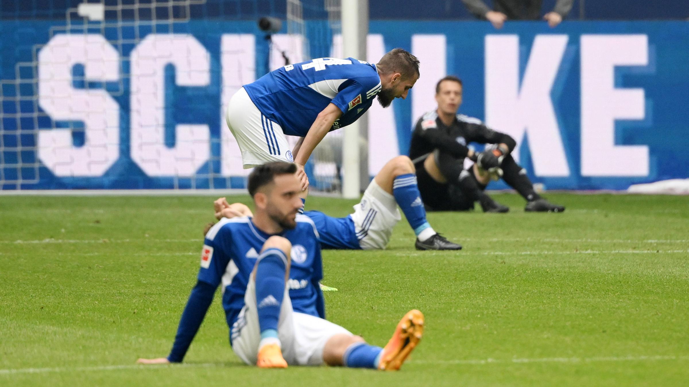 Wie oft stieg Schalke ab?