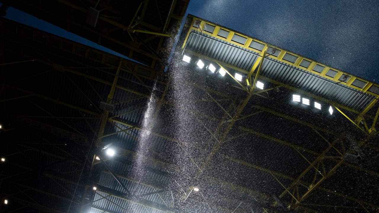 Ticker del Campeonato Europeo de Fútbol: el hombre bajo el techo del estadio estaba enmascarado