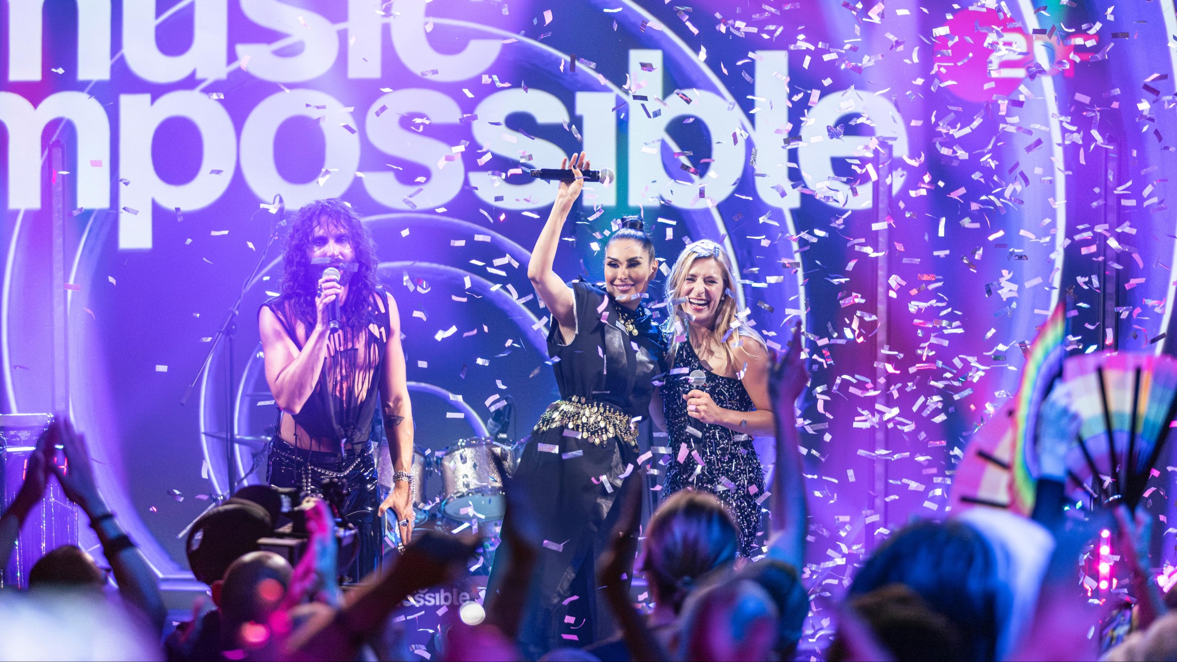 Conchita Wurst mit Senna Gammour und Stefanie Hertel