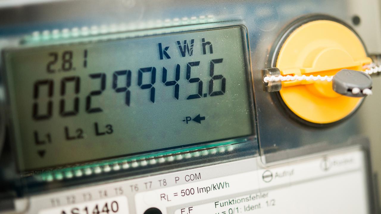 Experten fordern niedrigere Strompreise