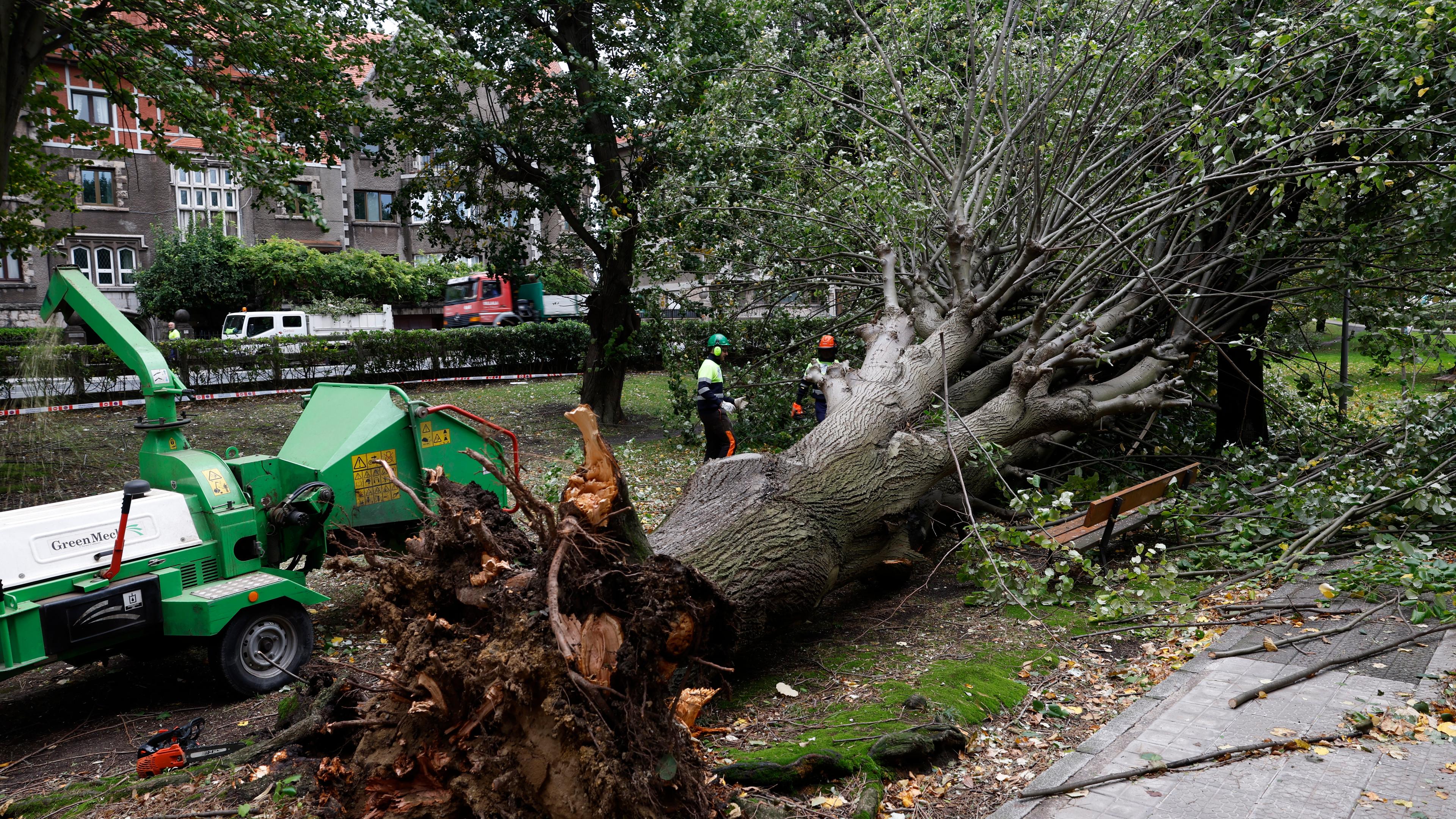 Storm Cirian hits Spain