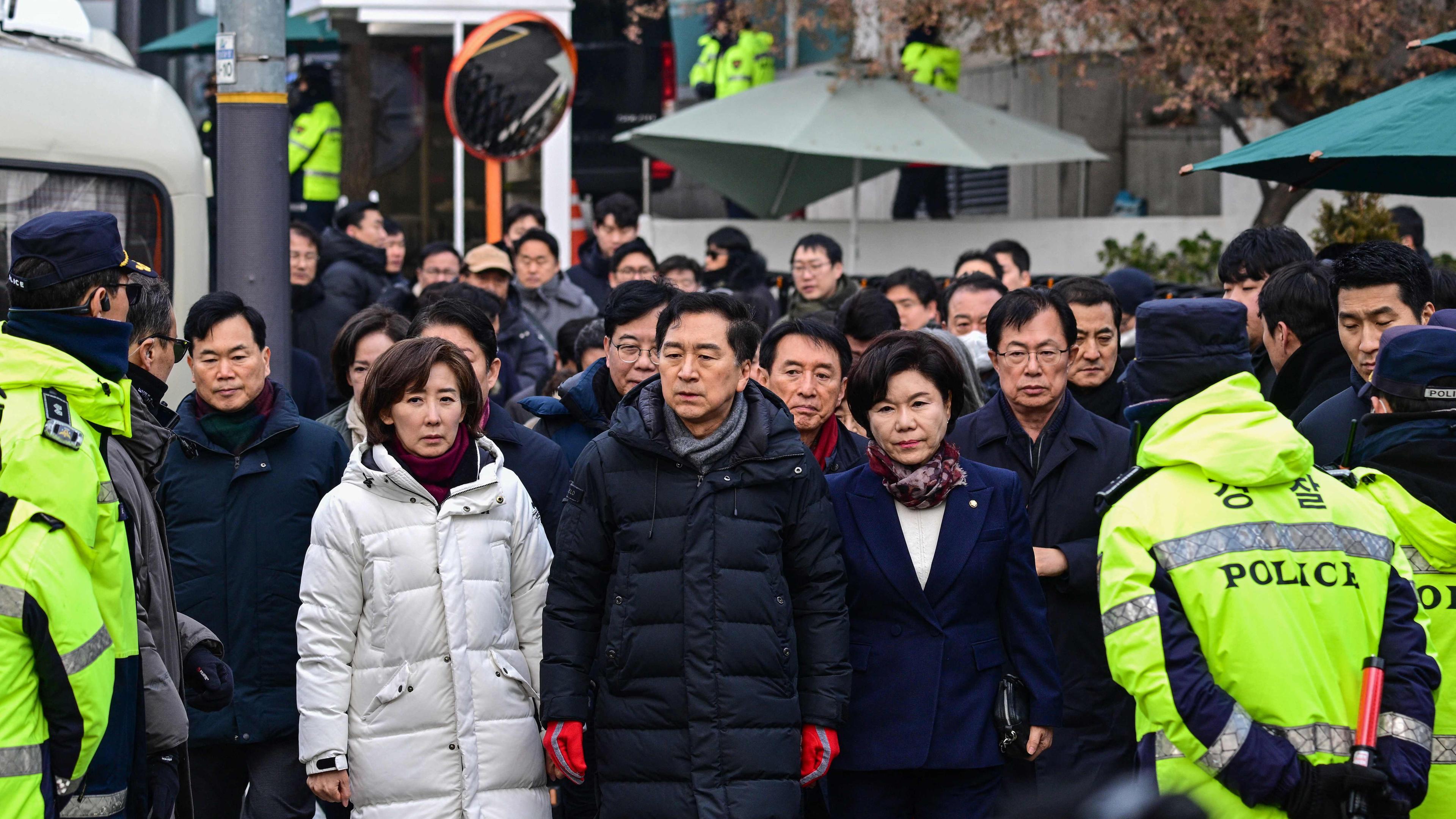 Haftbefehl gegen Präsident Yoon