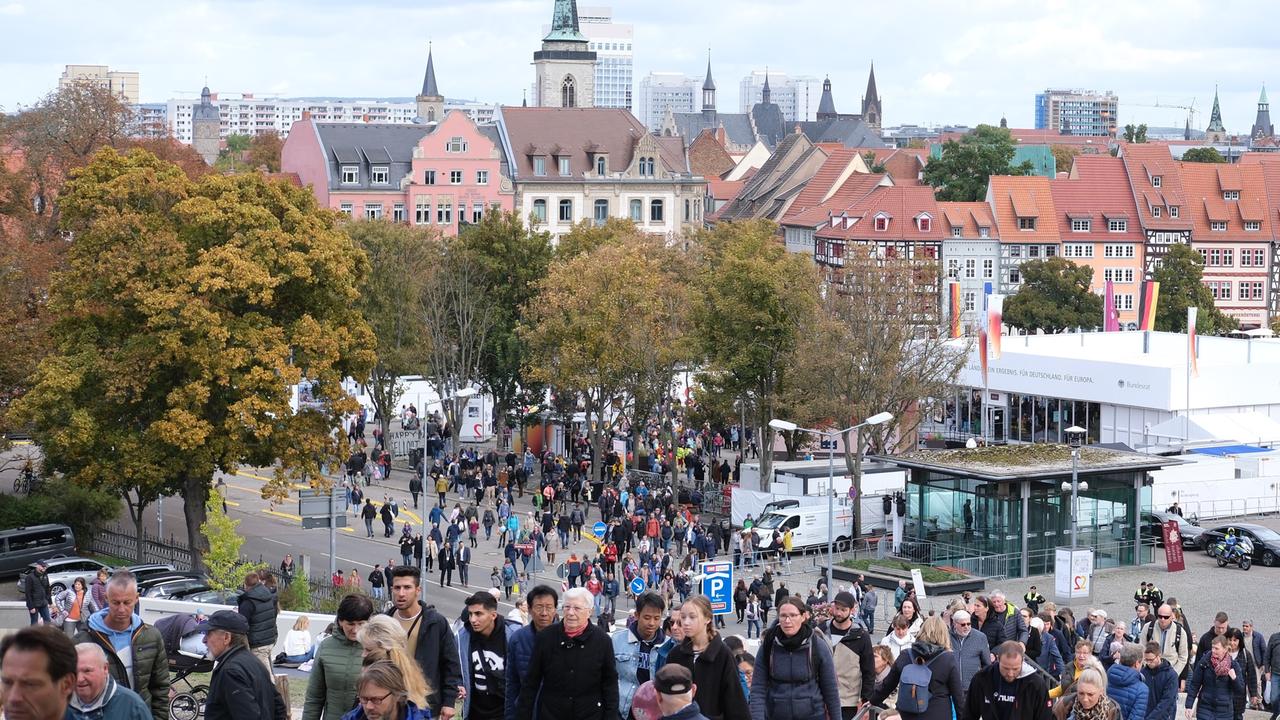 Feierlichkeiten zum Tag der Deutschen Einheit - ZDFheute