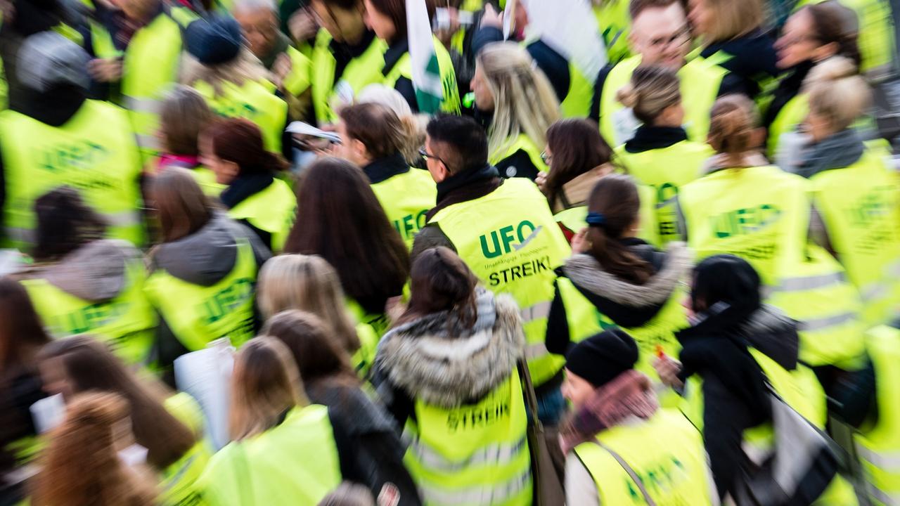 Schlichtung im Tarifkonflikt: Streiks bei Lufthansa vom ...