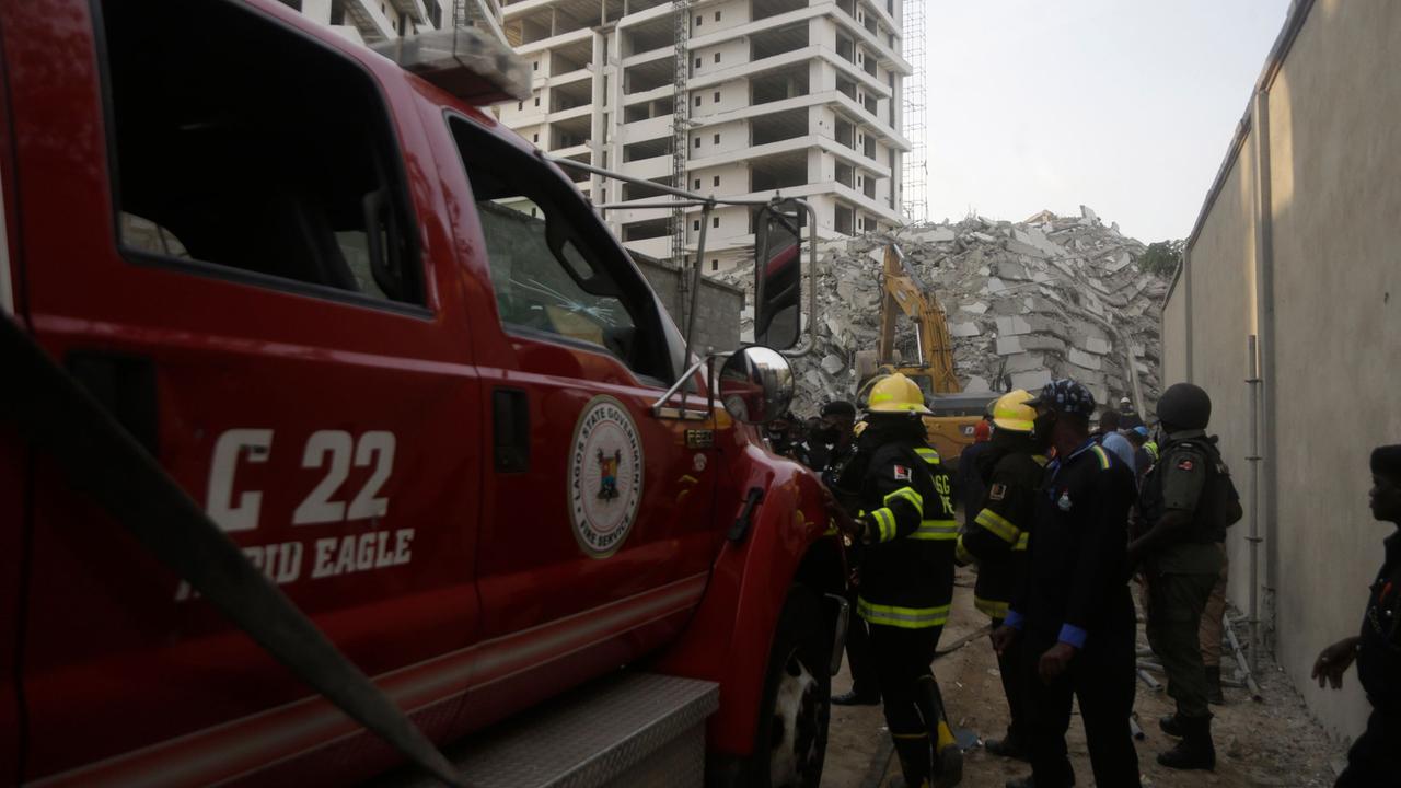 15 Tote bei Hochhaus-Einsturz in Lagos