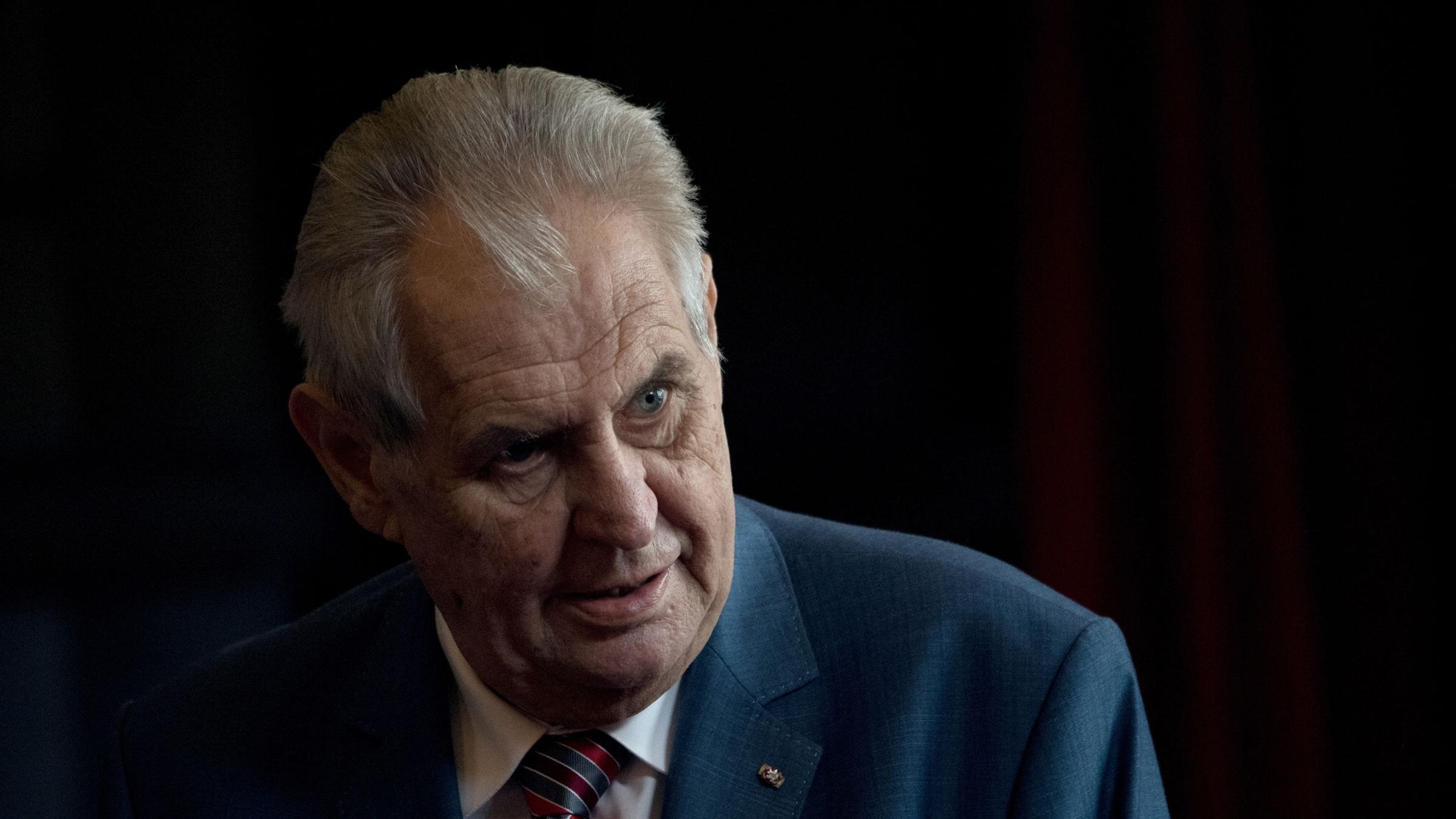 Tschechiens Prasident Milos Zeman Im Krankenhaus Zdfheute