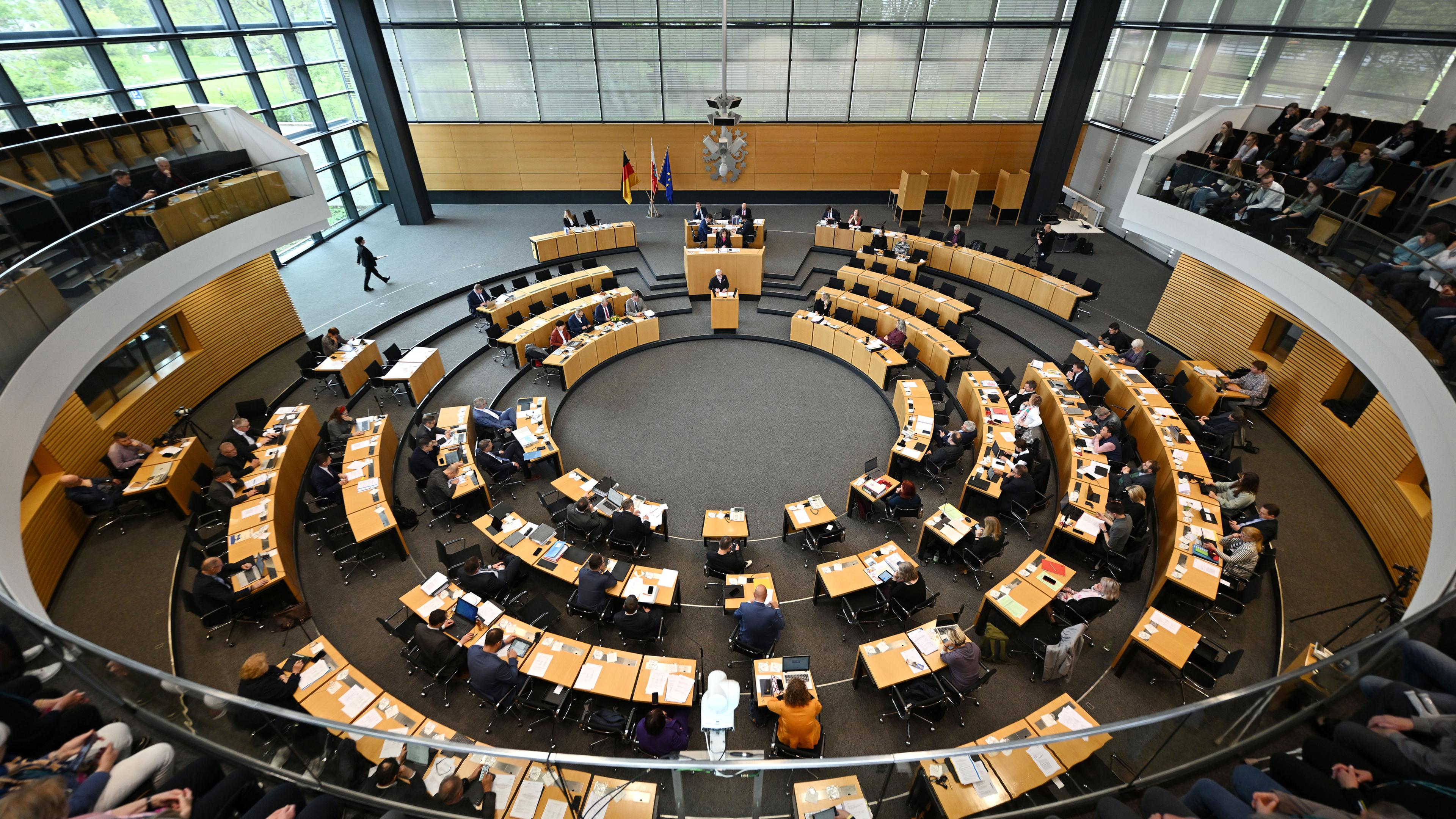 Thüringer Landtag mit Regierungserklärung