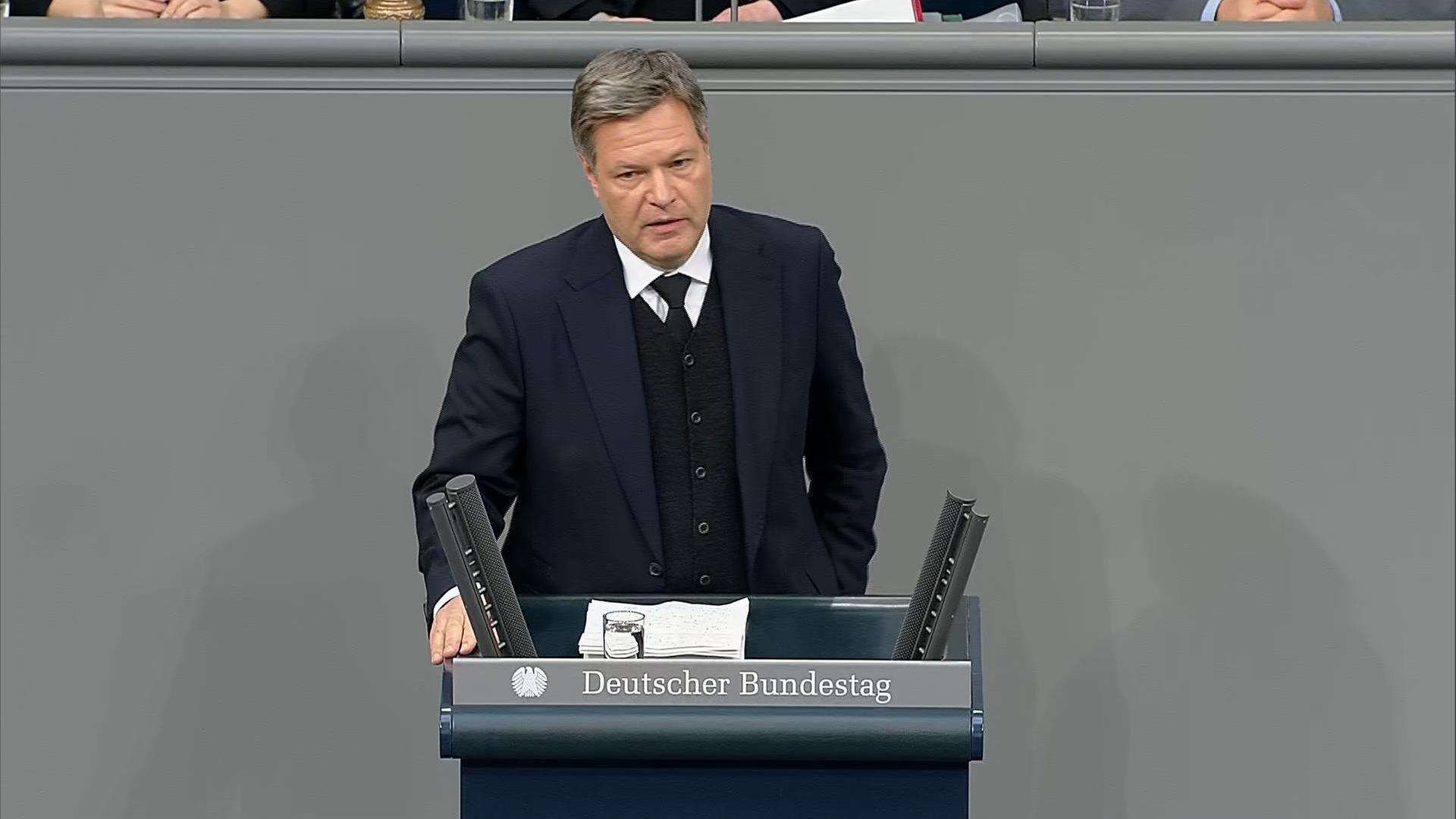 Robert Habeck bei seiner Rede zur Migrationsdebatte im Bundestag