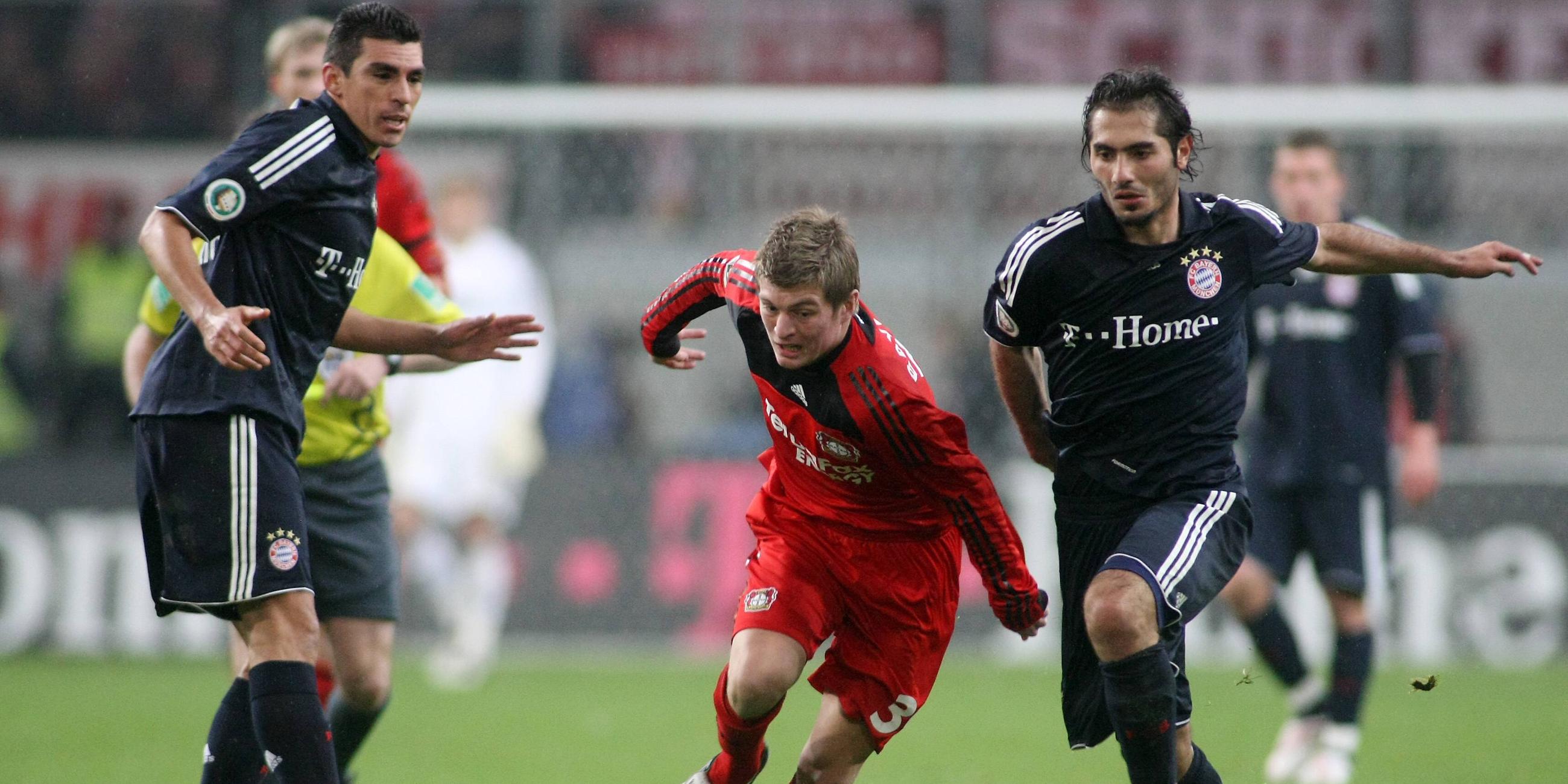 Leihe nach Leverkusen von Januar 2009 bis Juli 2010; 4:2-Sieg im DFB-Pokal gegen Bayern München 2009