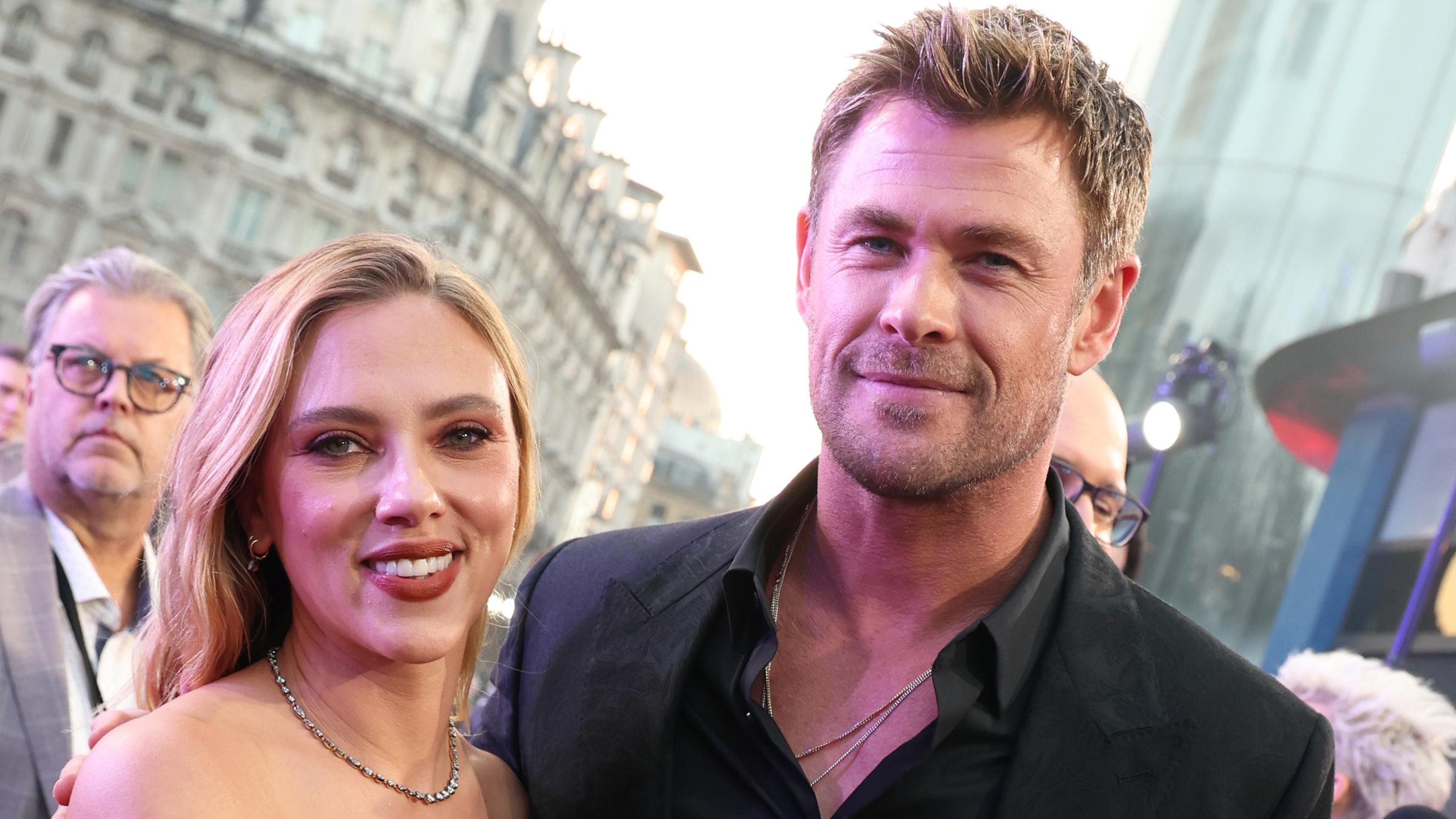 Scarlett Johansson und Chris Hemsworth bei der Premiere von "Transformers One".