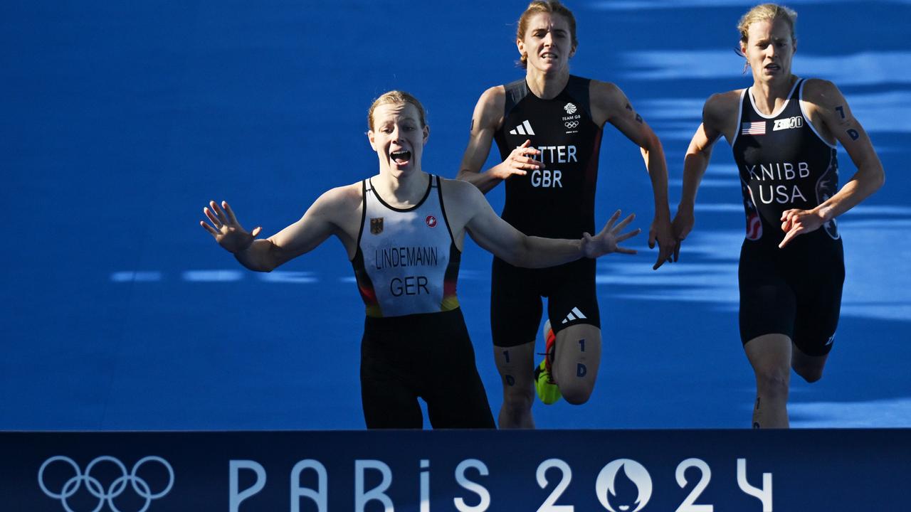 Olympia 2024: Deutsche Triathlon-Staffel Olympiasieger