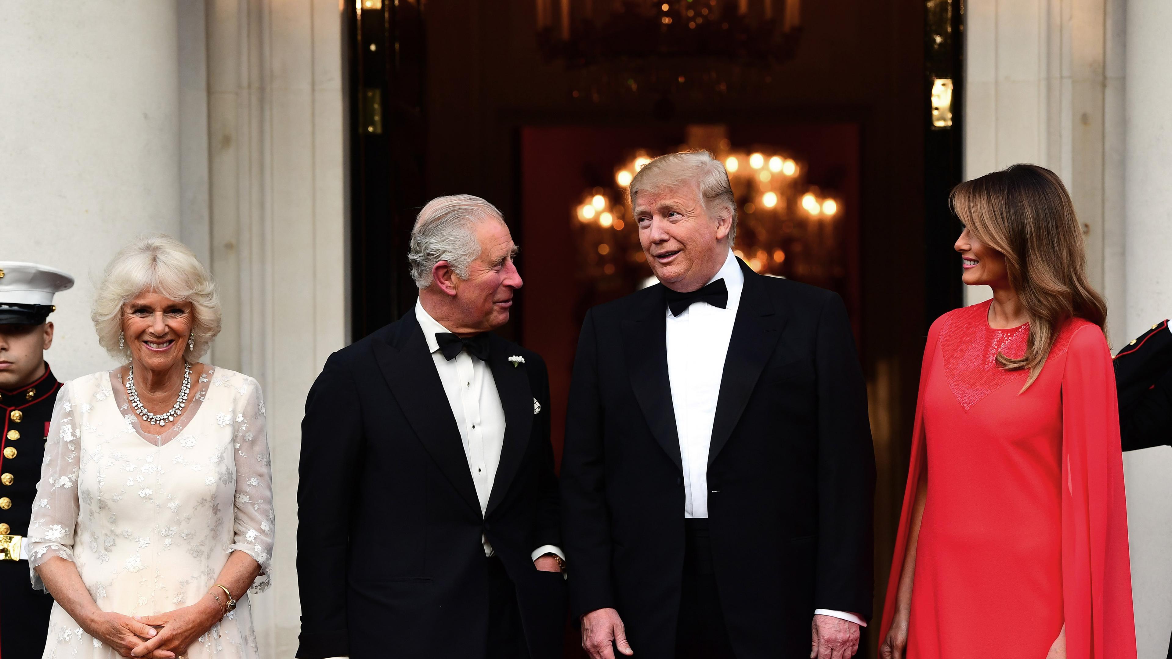 Herzogin Camilla, Prinz Charles, US-Präsident Trump und First Lady Melania beim Staatsbankett am 04.06.2019 in London.