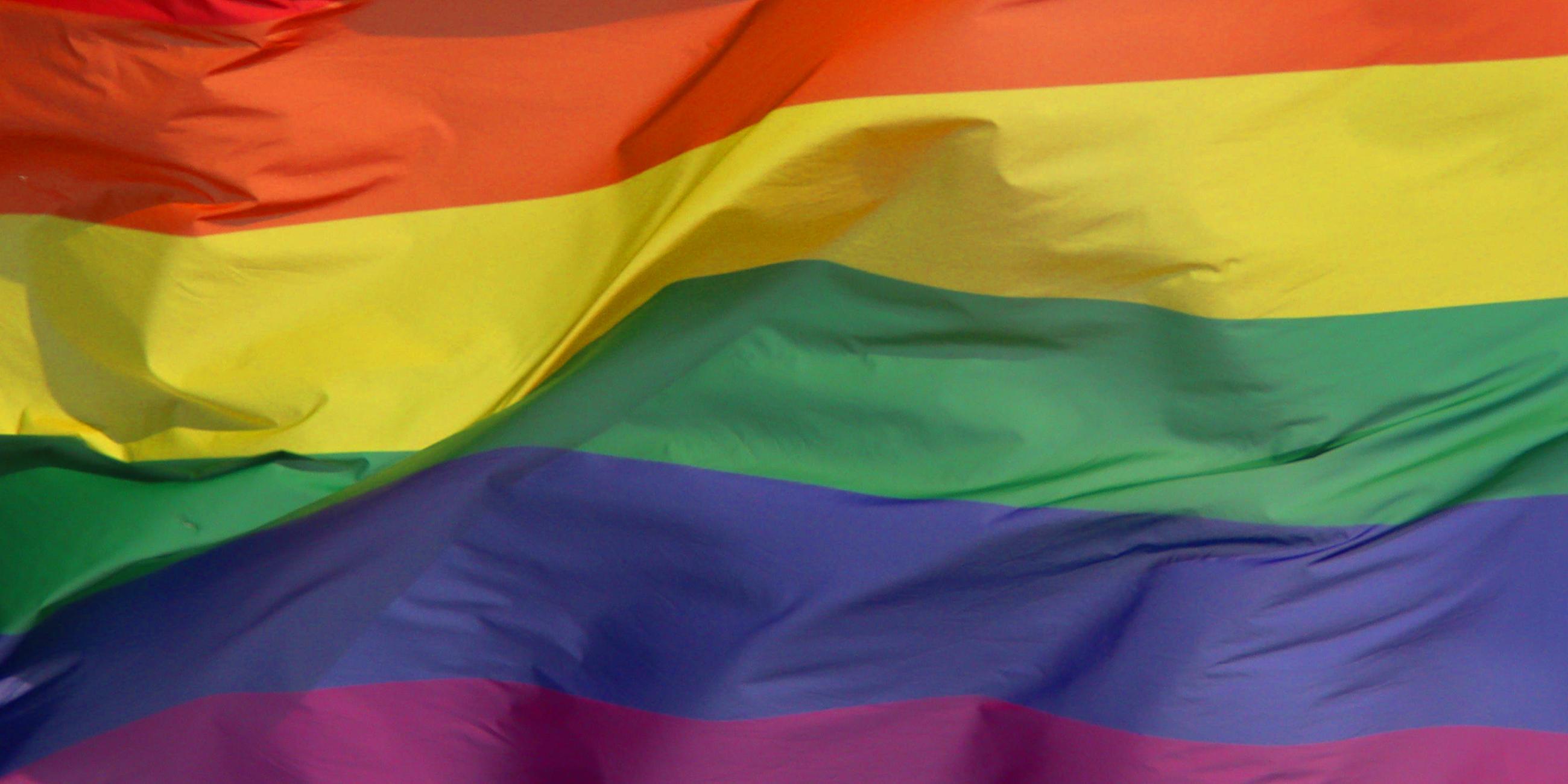 Typical: Regenbogenflagge