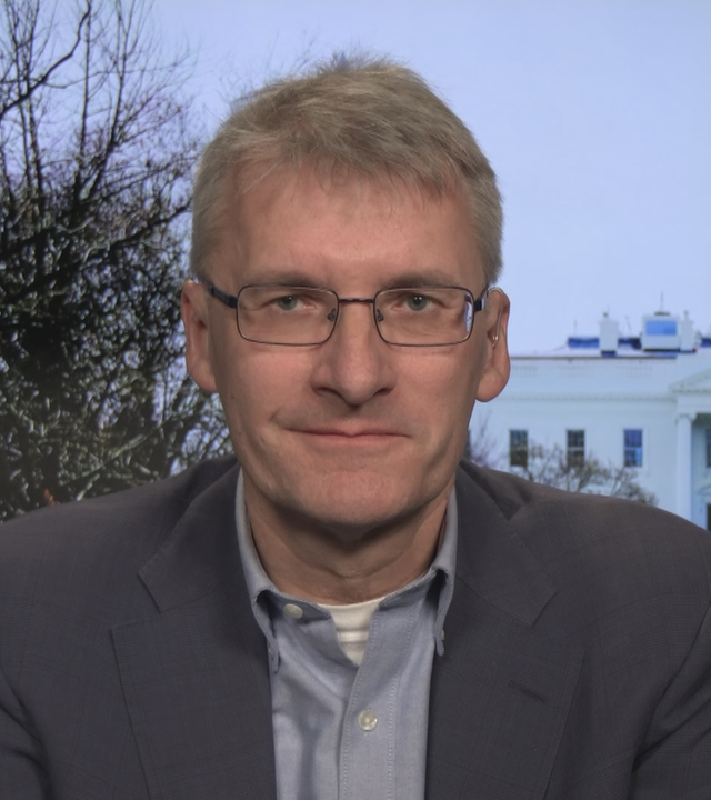 ZDF-Korrespondenten Elmar Theveßen in Washington bei ZDFheute live.