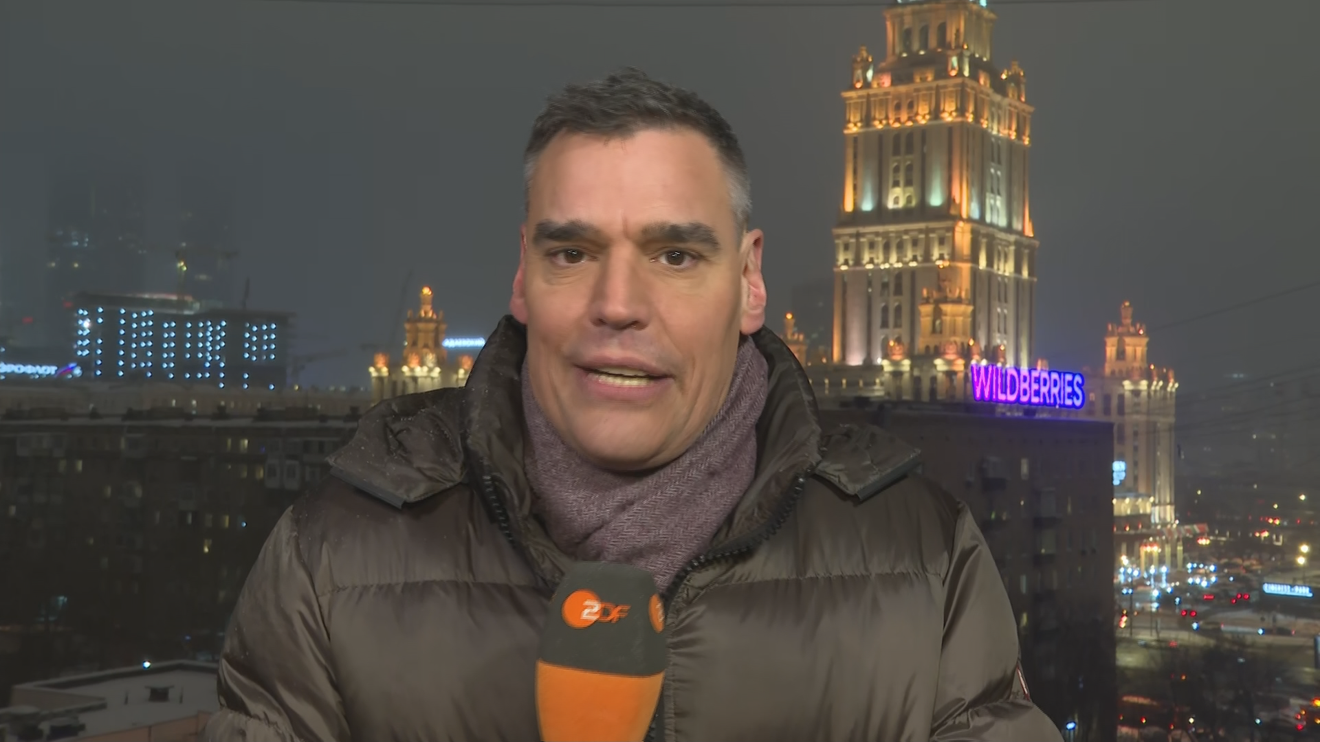 ZDF-Korrespondenten Armin Coerper in Moskau bei ZDFheute live.