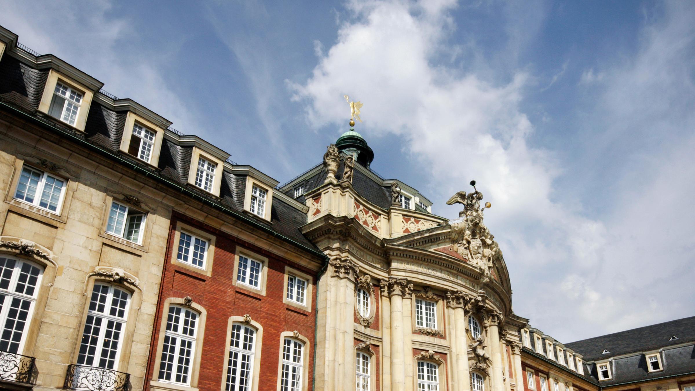  Blick auf das Fürstbischöfliche Schloss, Sitz der Westfälischen Wilhelms-Universität (WWU).