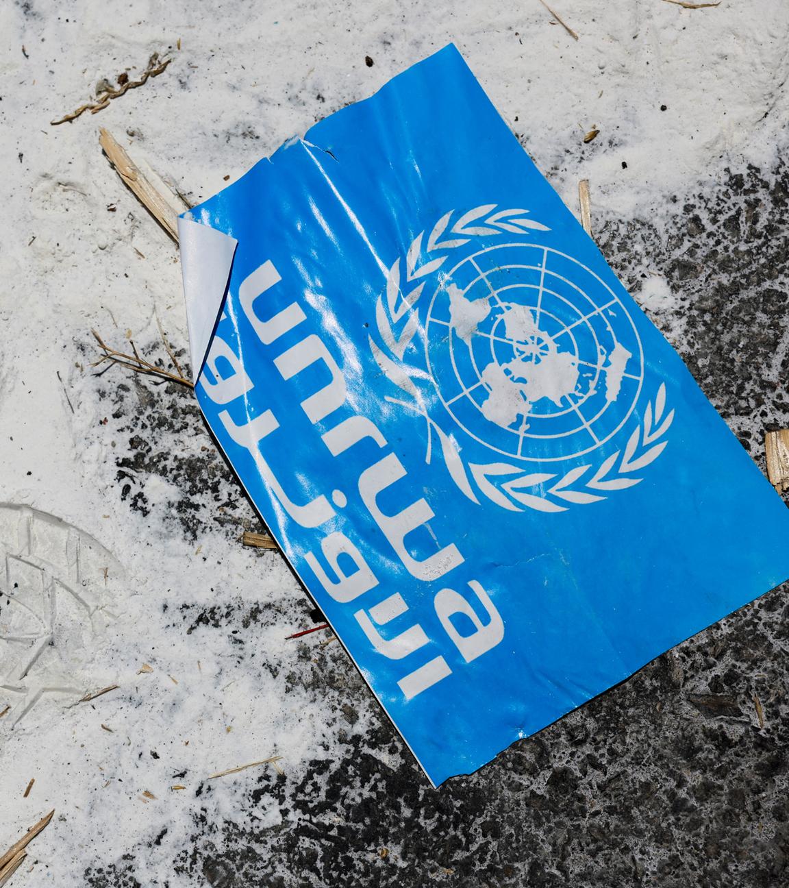 Schild des UN-Hilfswerks UNRWA